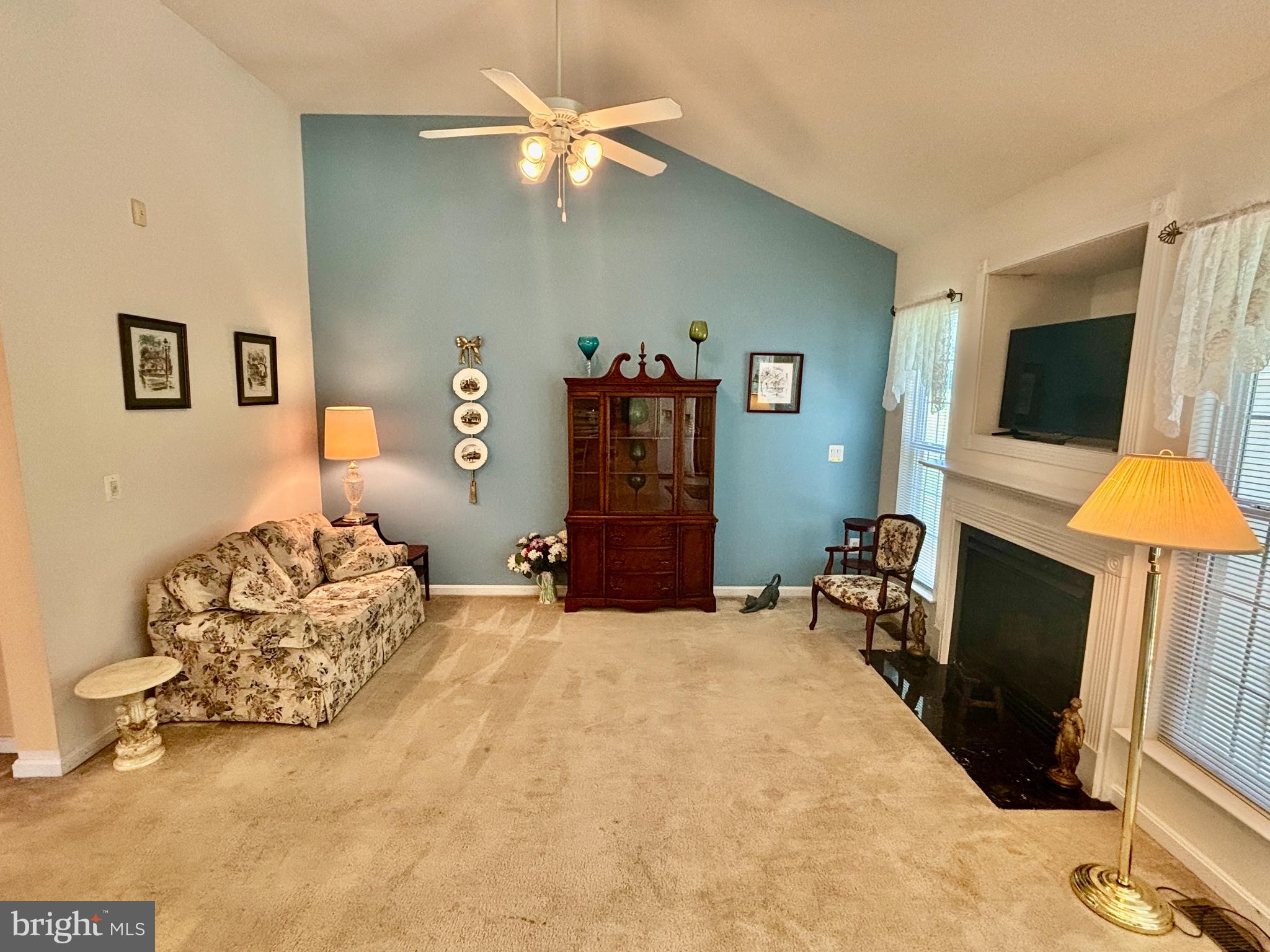 HAWTHORNE GREENE - Residential