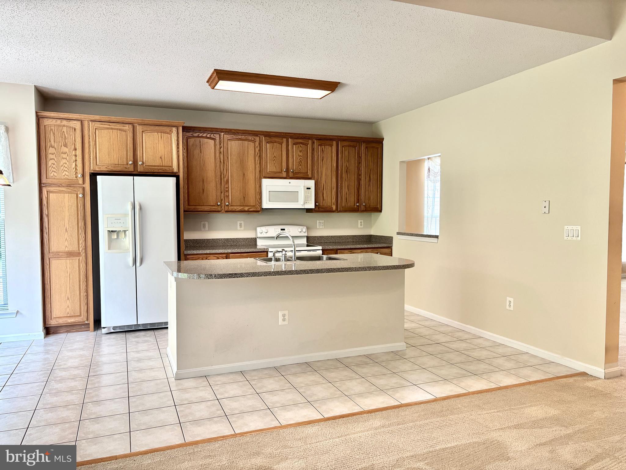 HAWTHORNE GREENE - Residential