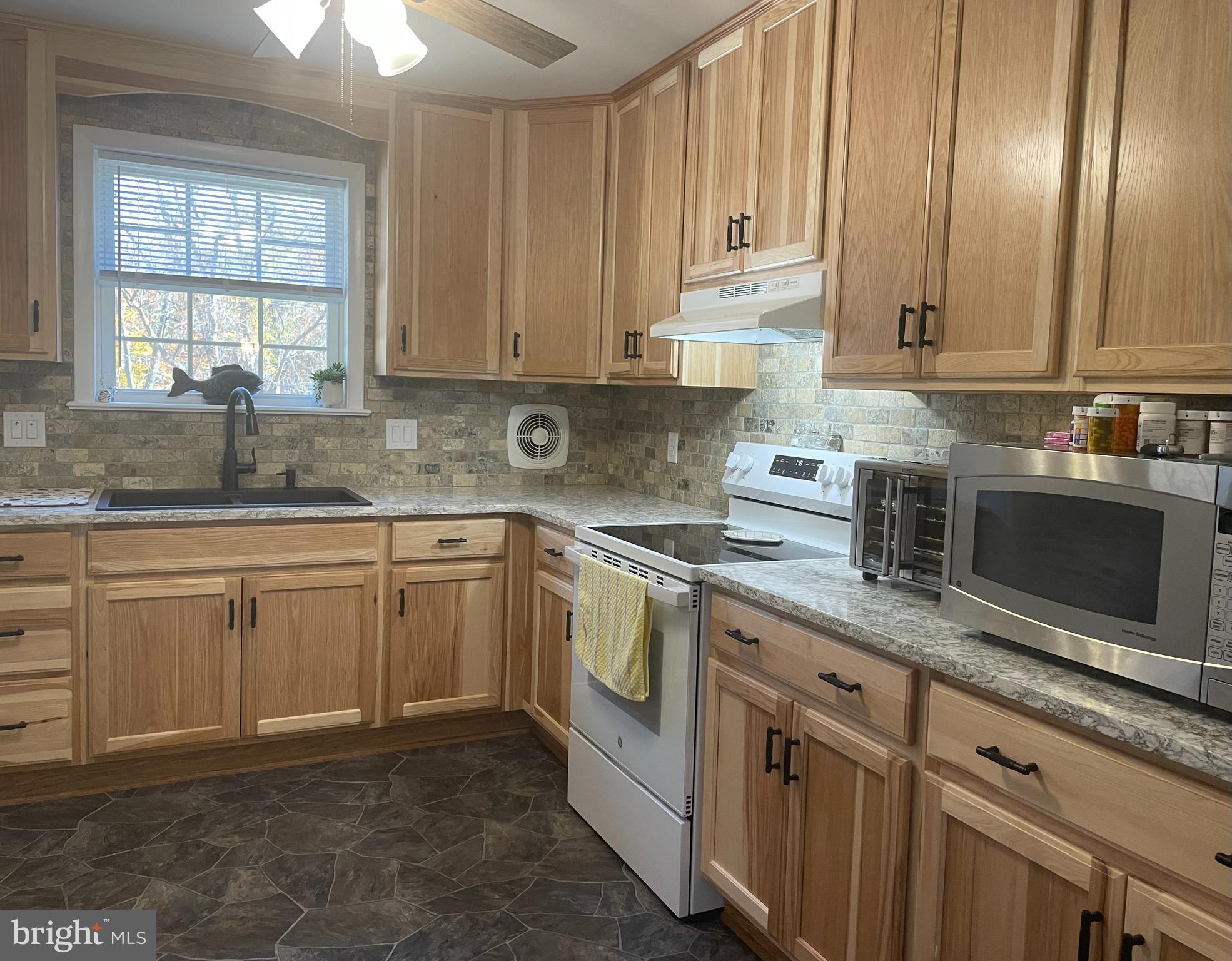 ARTHUR LUSBY ESTATES - Residential