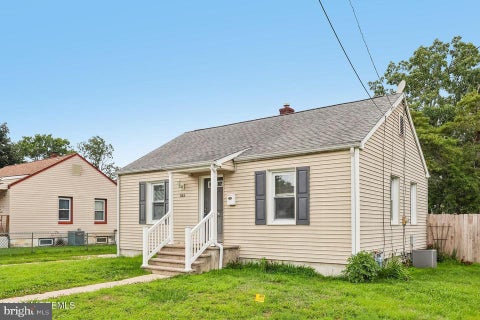 Homes For Sale - 515 Willow Street<br/> Ocean County, LAKEHURST, NJ 08733