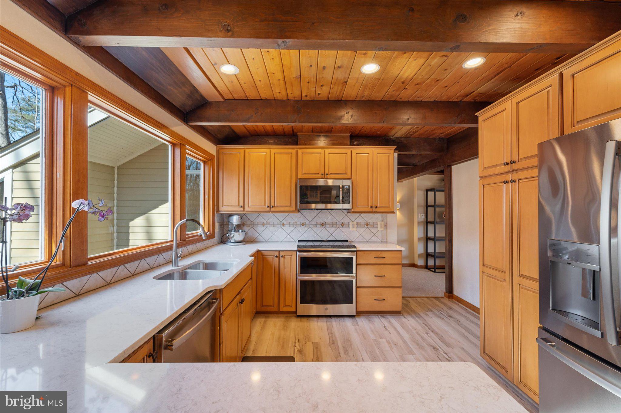 12500 PARADISE SPRING ROAD