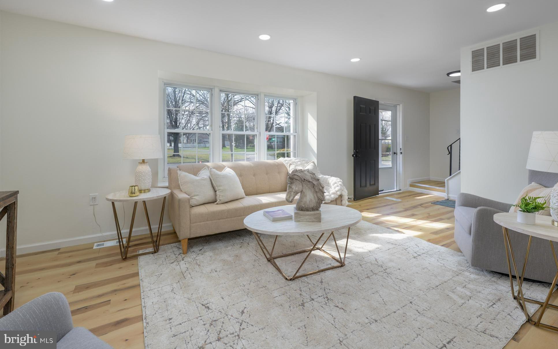 25 W SPRING GARDEN STREET