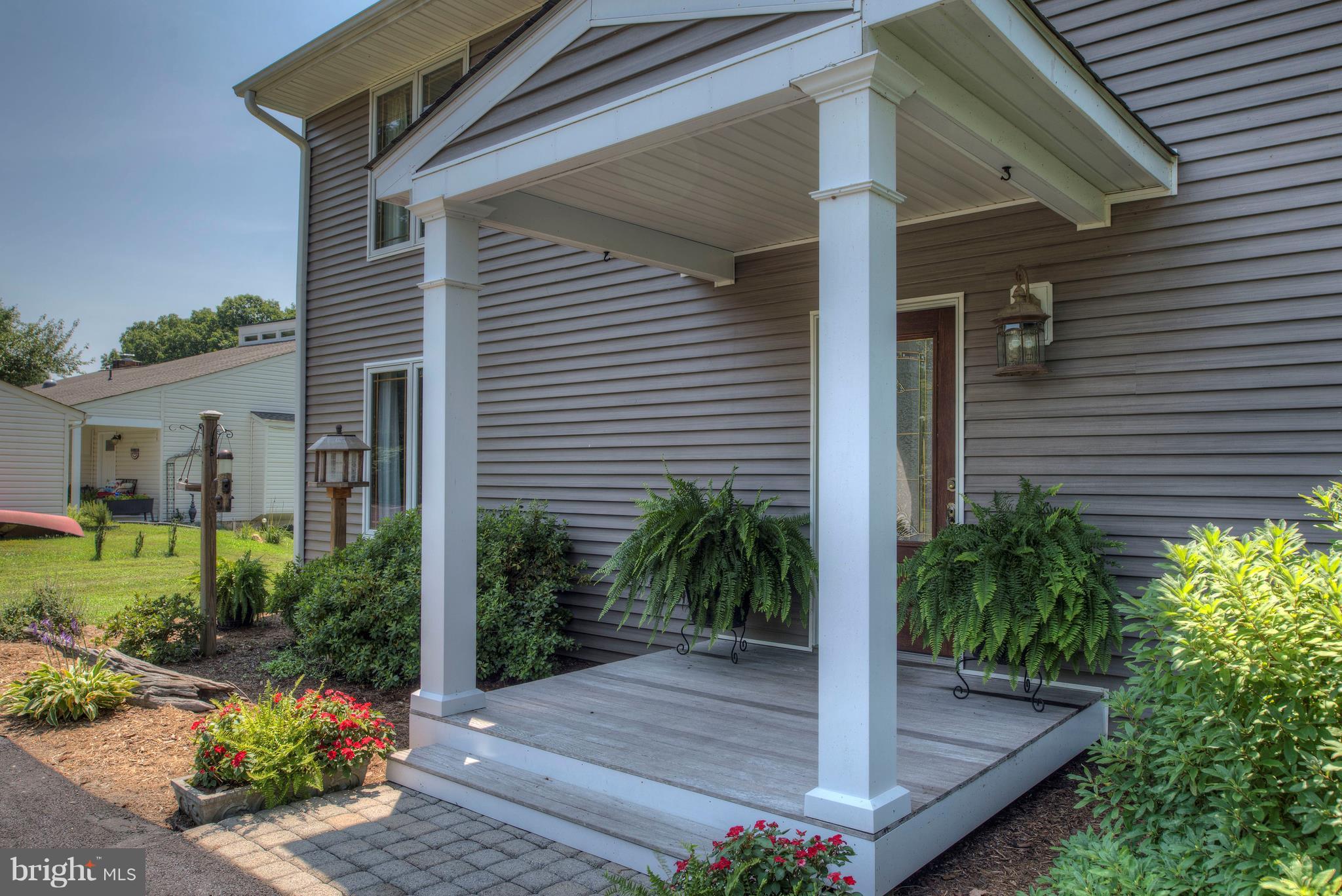 RIVER BEND - Residential