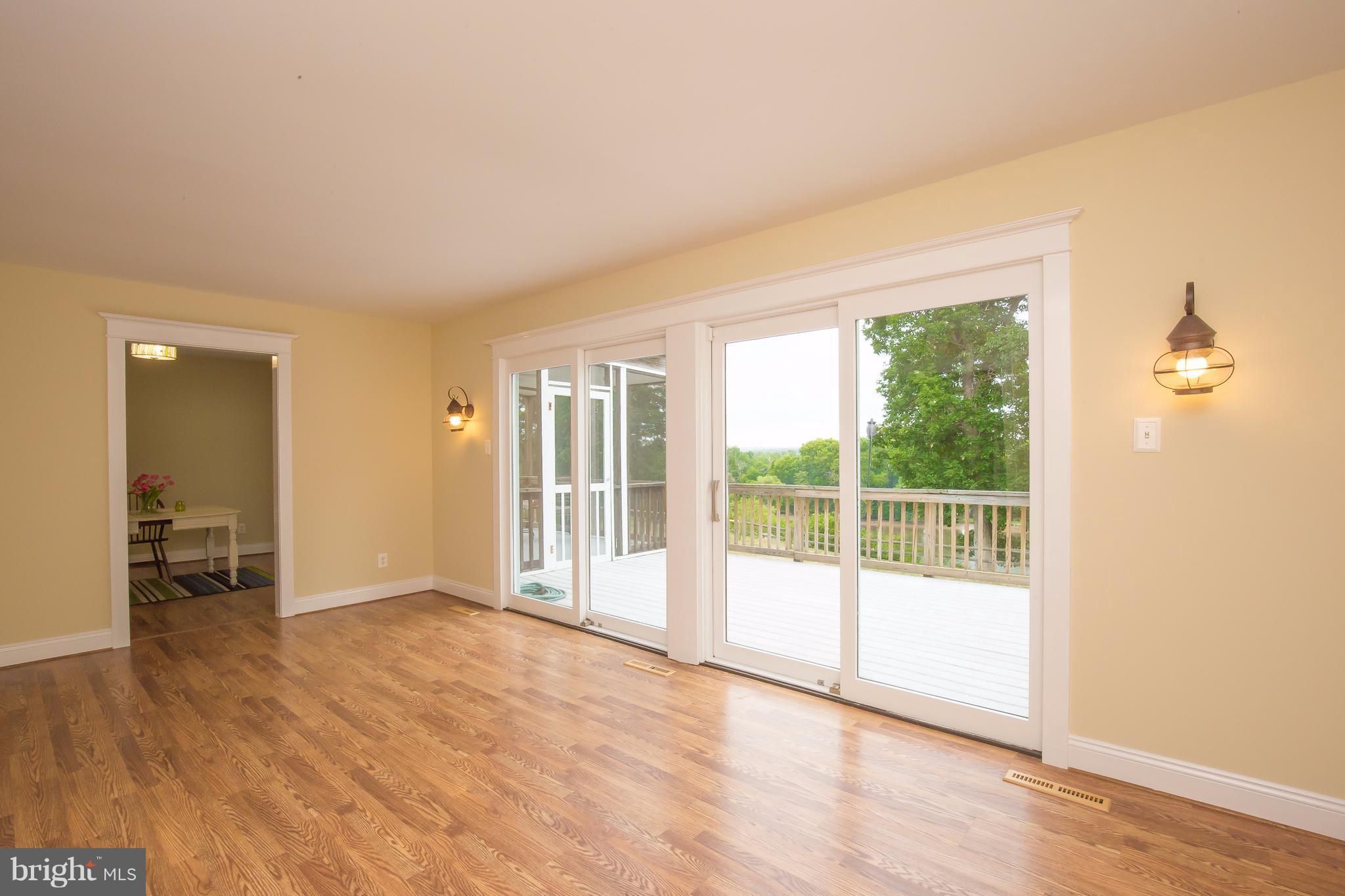 RIVER BEND - Residential