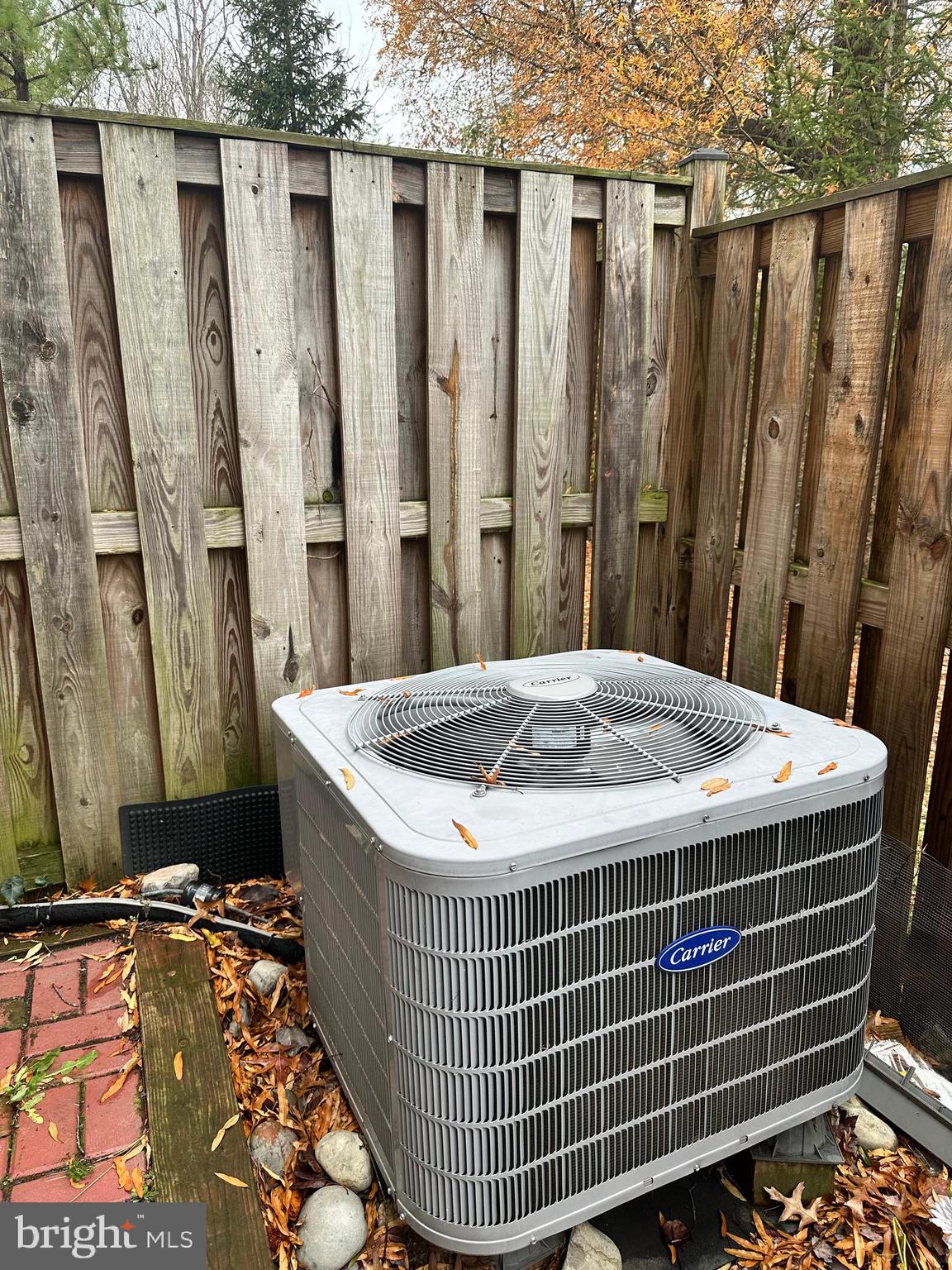 FALLS GROVE CONDOMINIUM - Residential