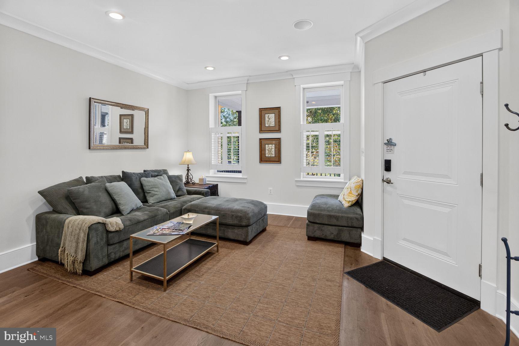 1232 I STREET NE 1