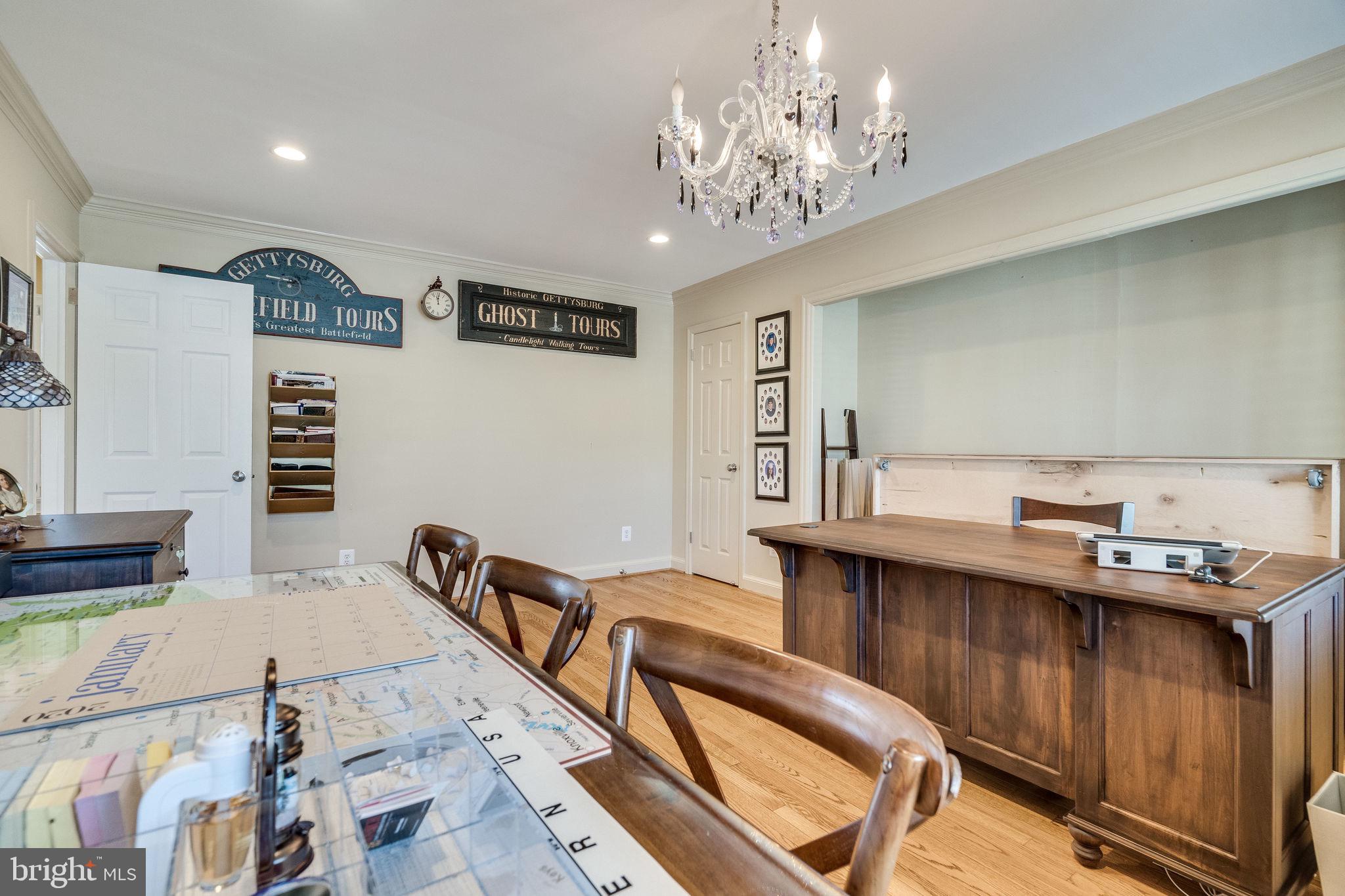 OLD TOWN ALEXANDRIA - Residential