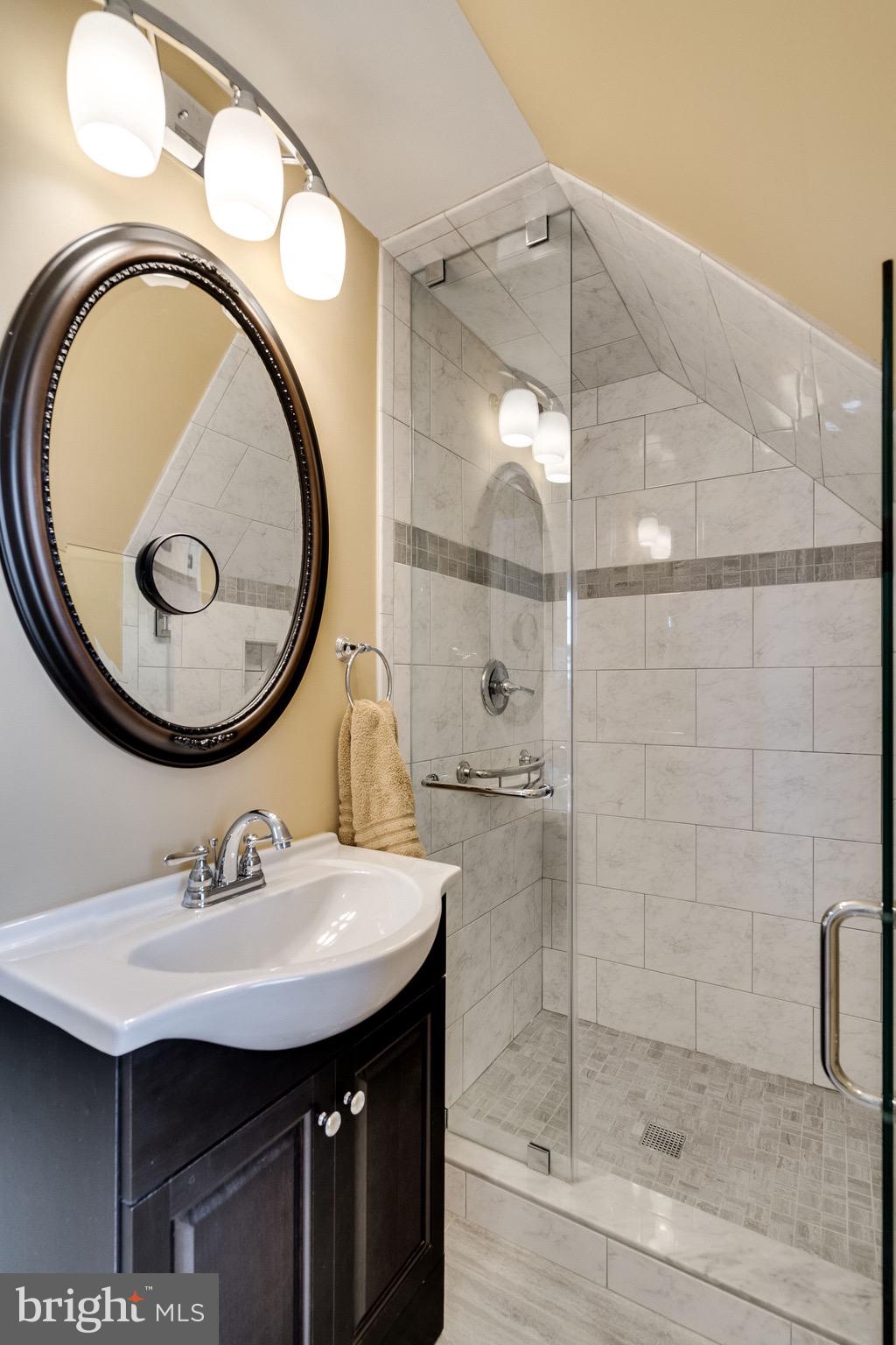 OLD TOWN ALEXANDRIA - Residential