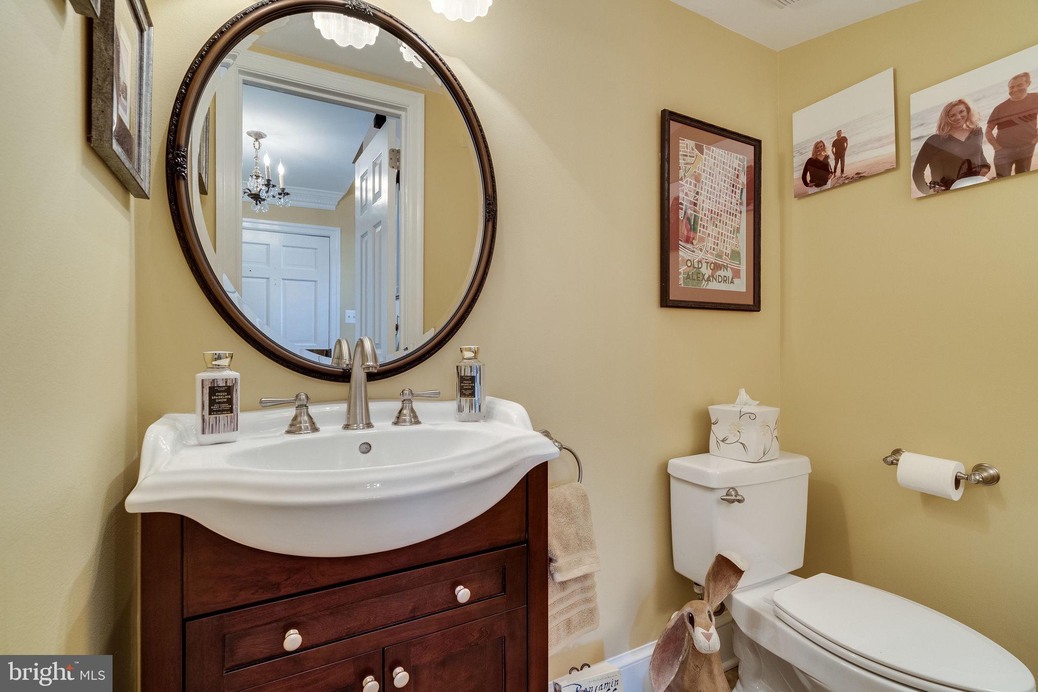 OLD TOWN ALEXANDRIA - Residential