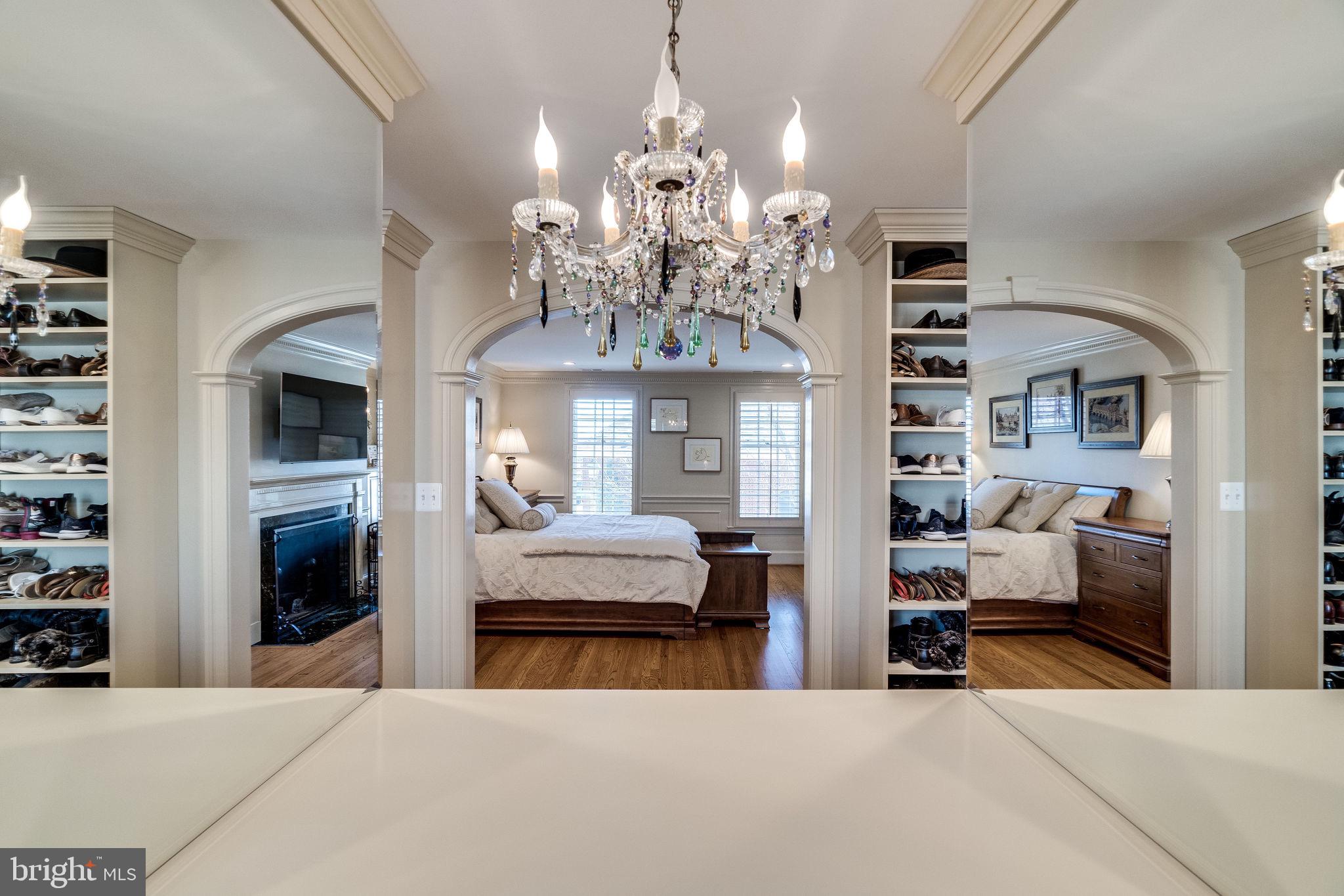 OLD TOWN ALEXANDRIA - Residential