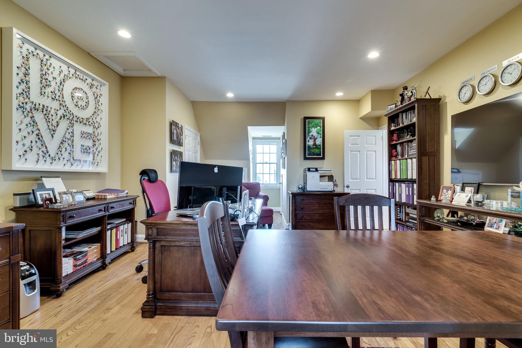 OLD TOWN ALEXANDRIA - Residential