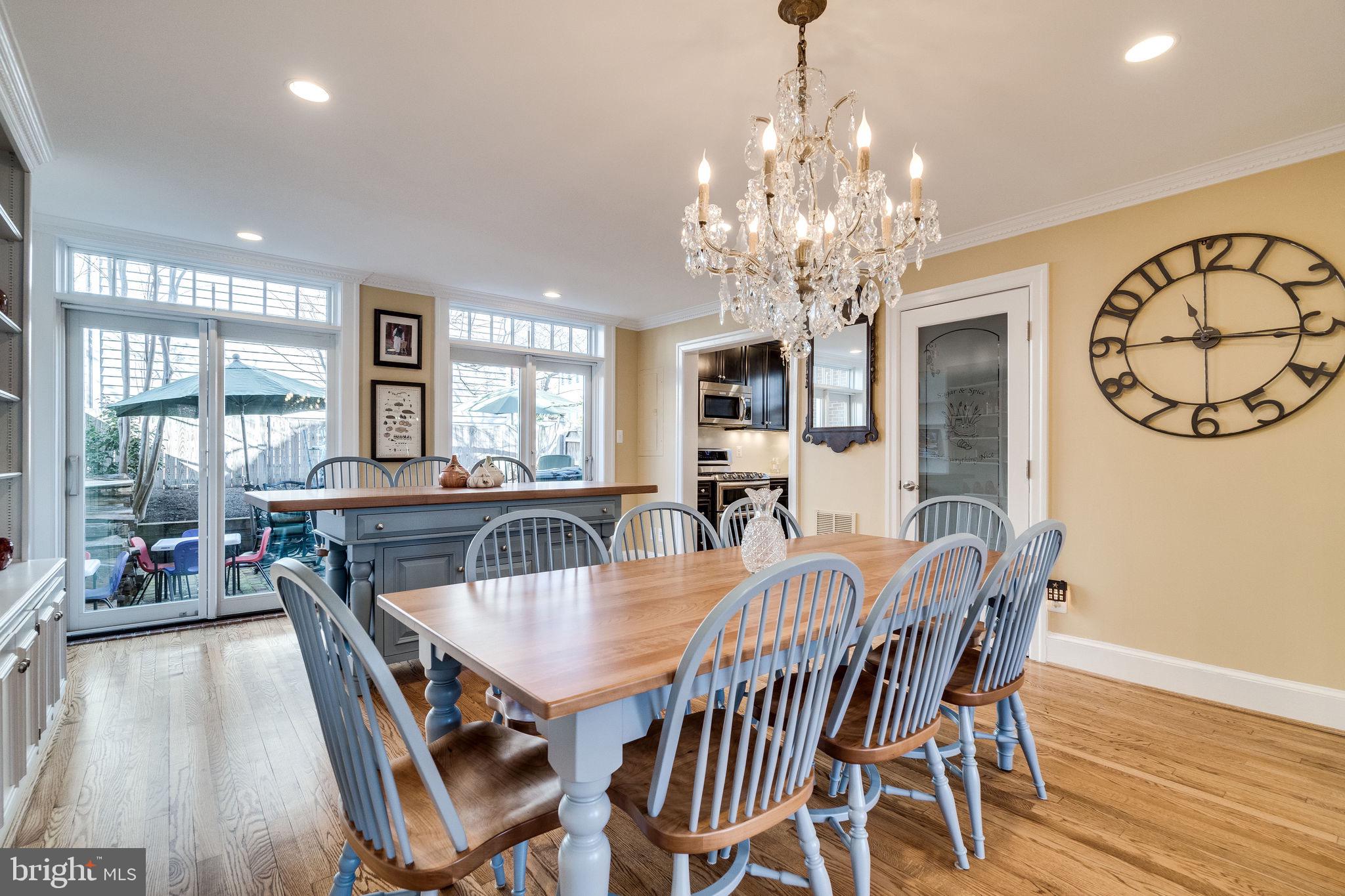 OLD TOWN ALEXANDRIA - Residential