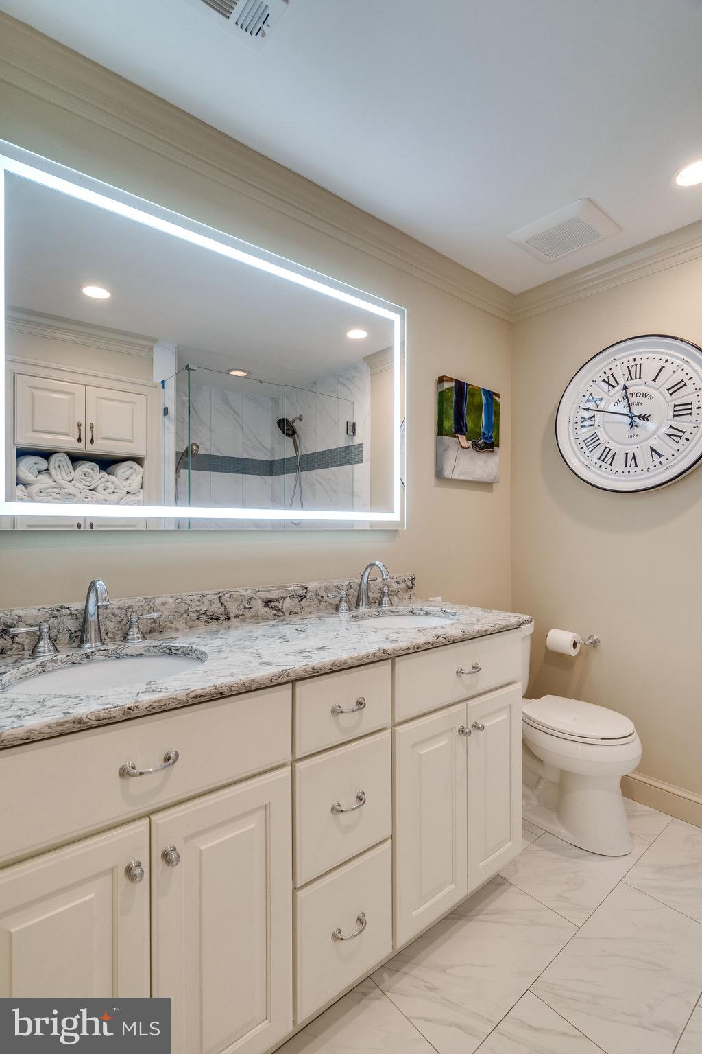 OLD TOWN ALEXANDRIA - Residential