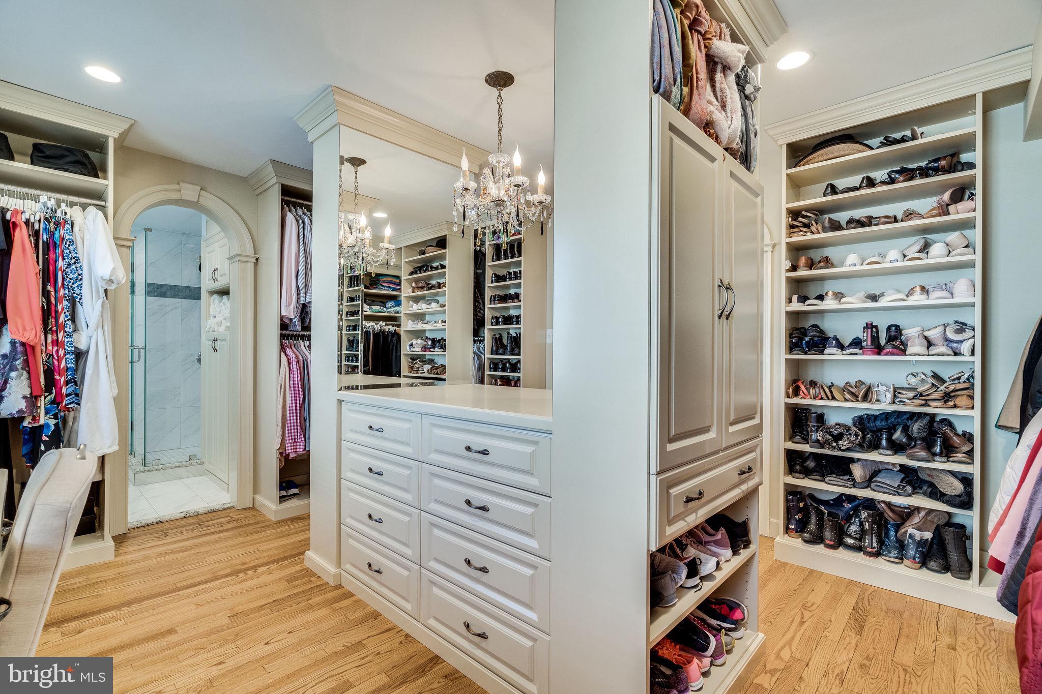 OLD TOWN ALEXANDRIA - Residential