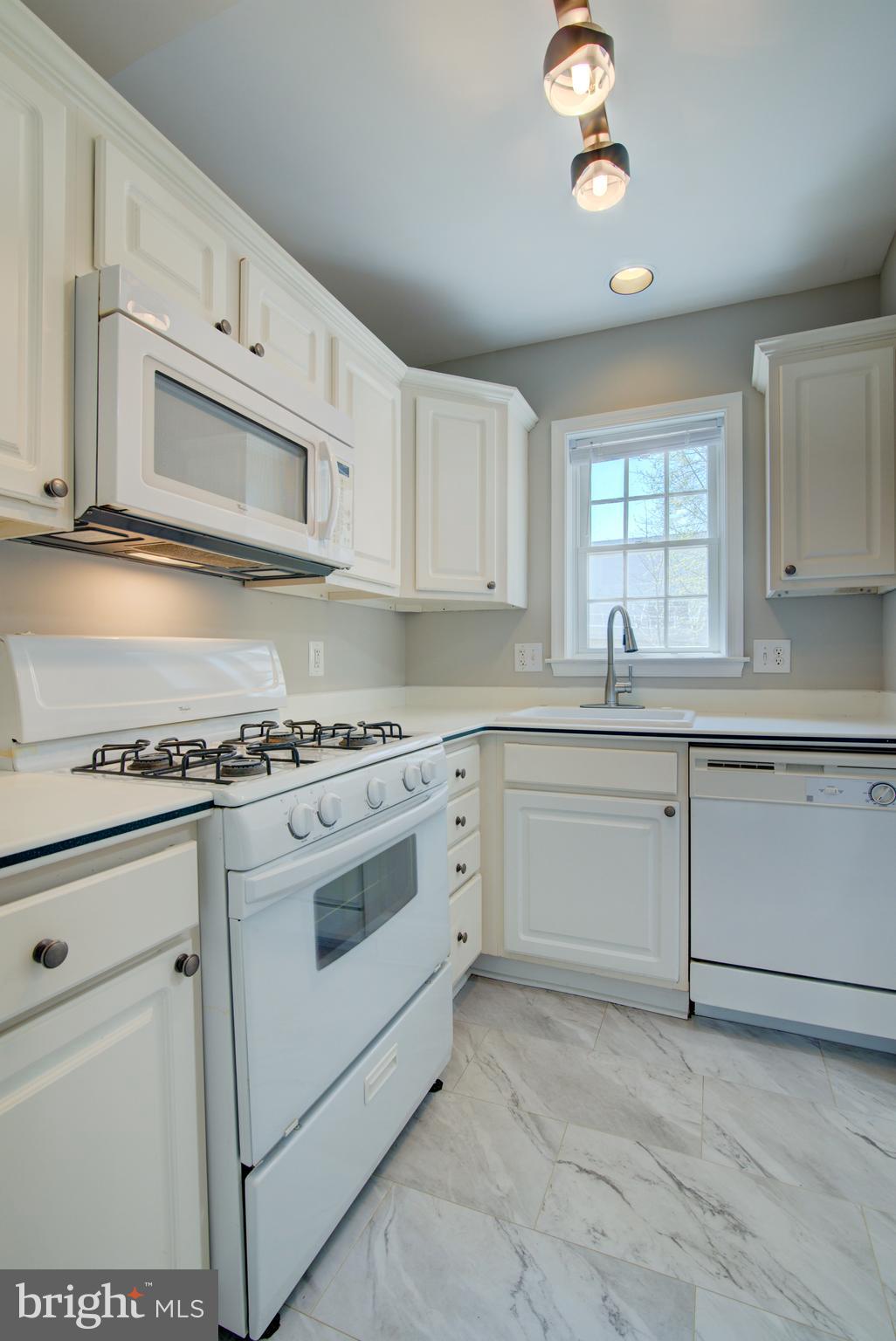 6908 FAIRFAX DRIVE 100