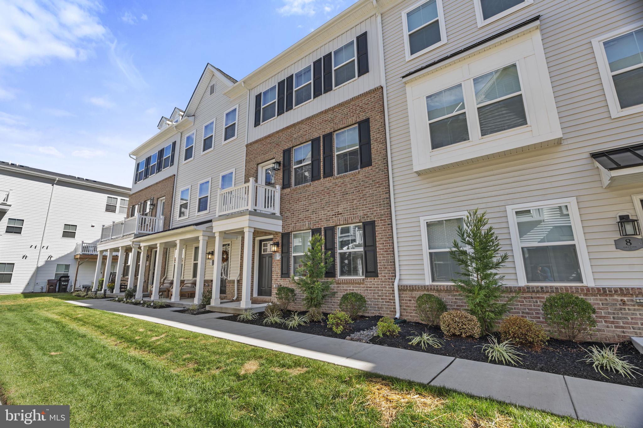 6 GRIFFITH COURT