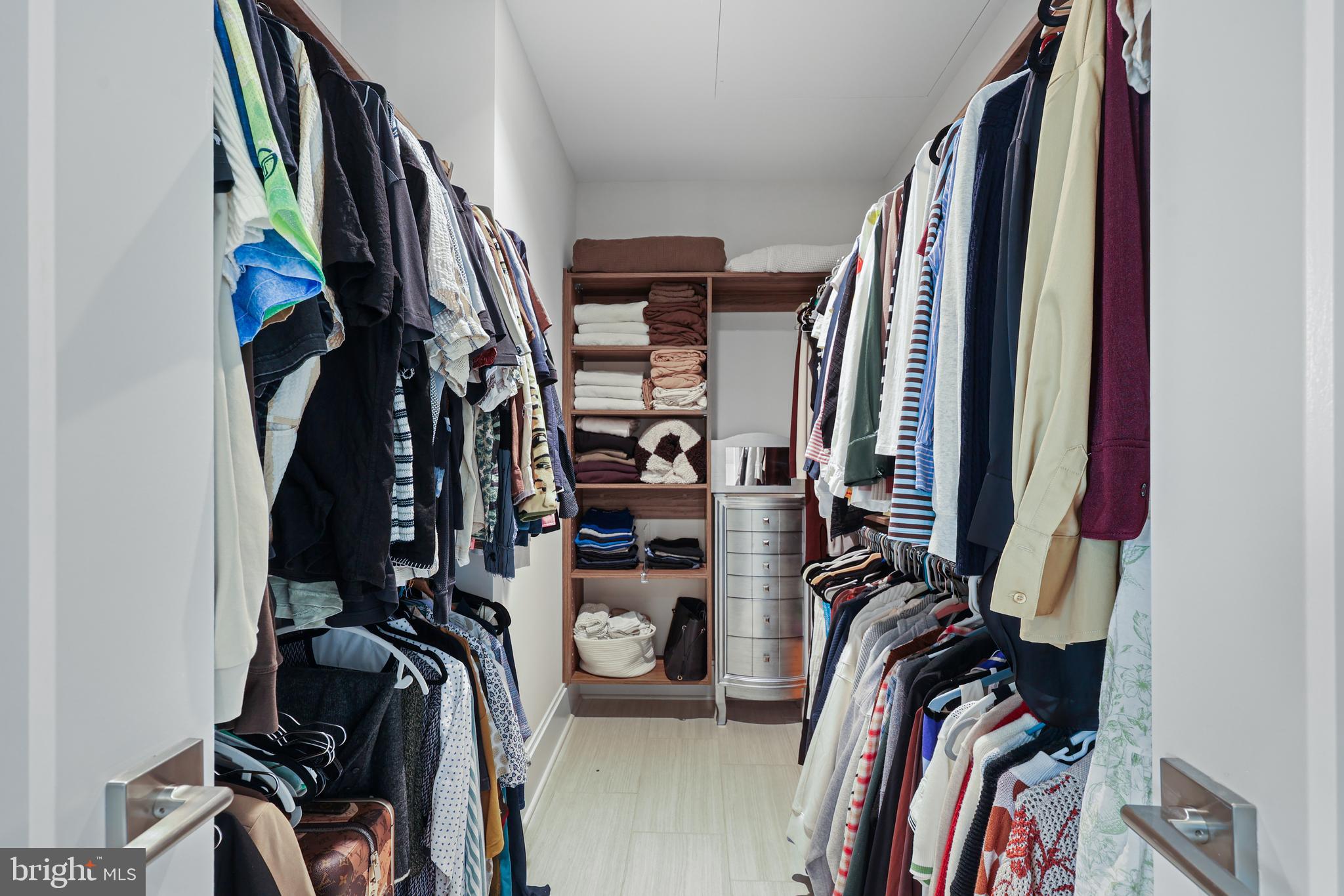 TYSONS CORNER - Residential Lease