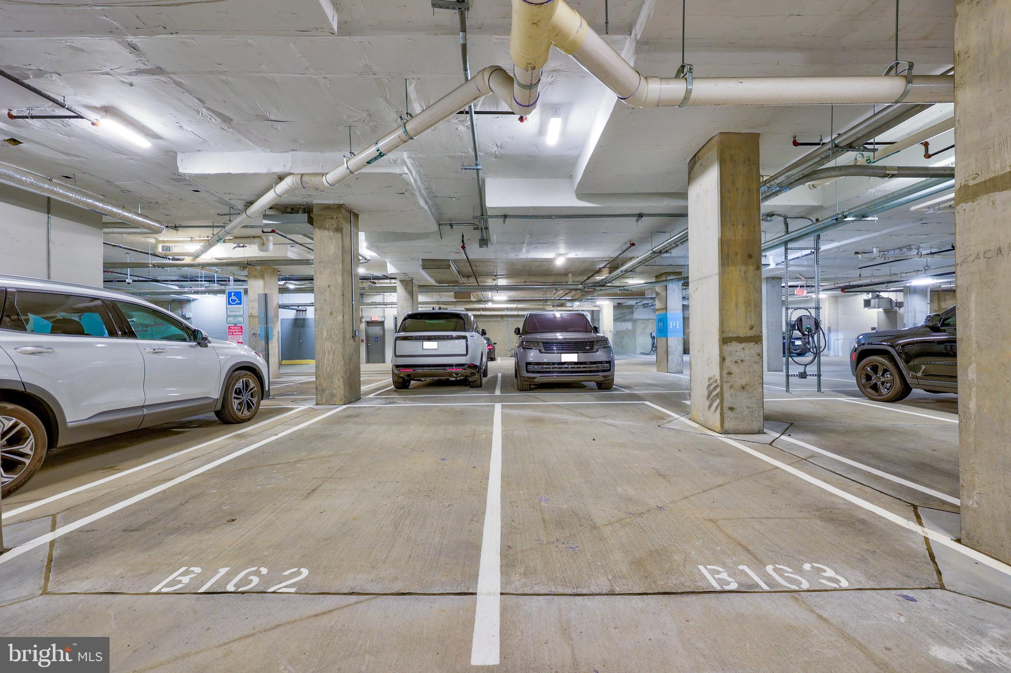 TYSONS CORNER - Residential Lease