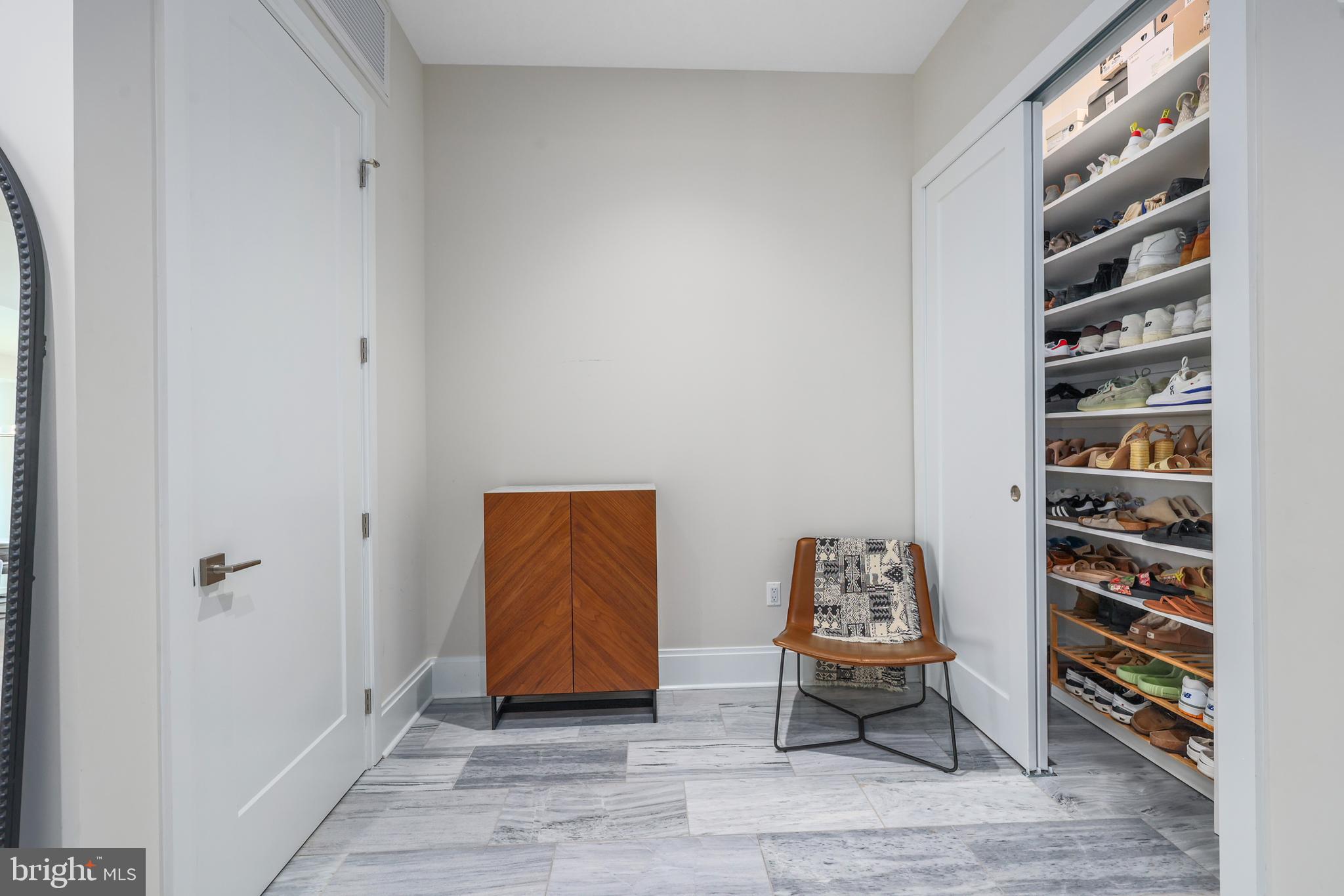 TYSONS CORNER - Residential Lease