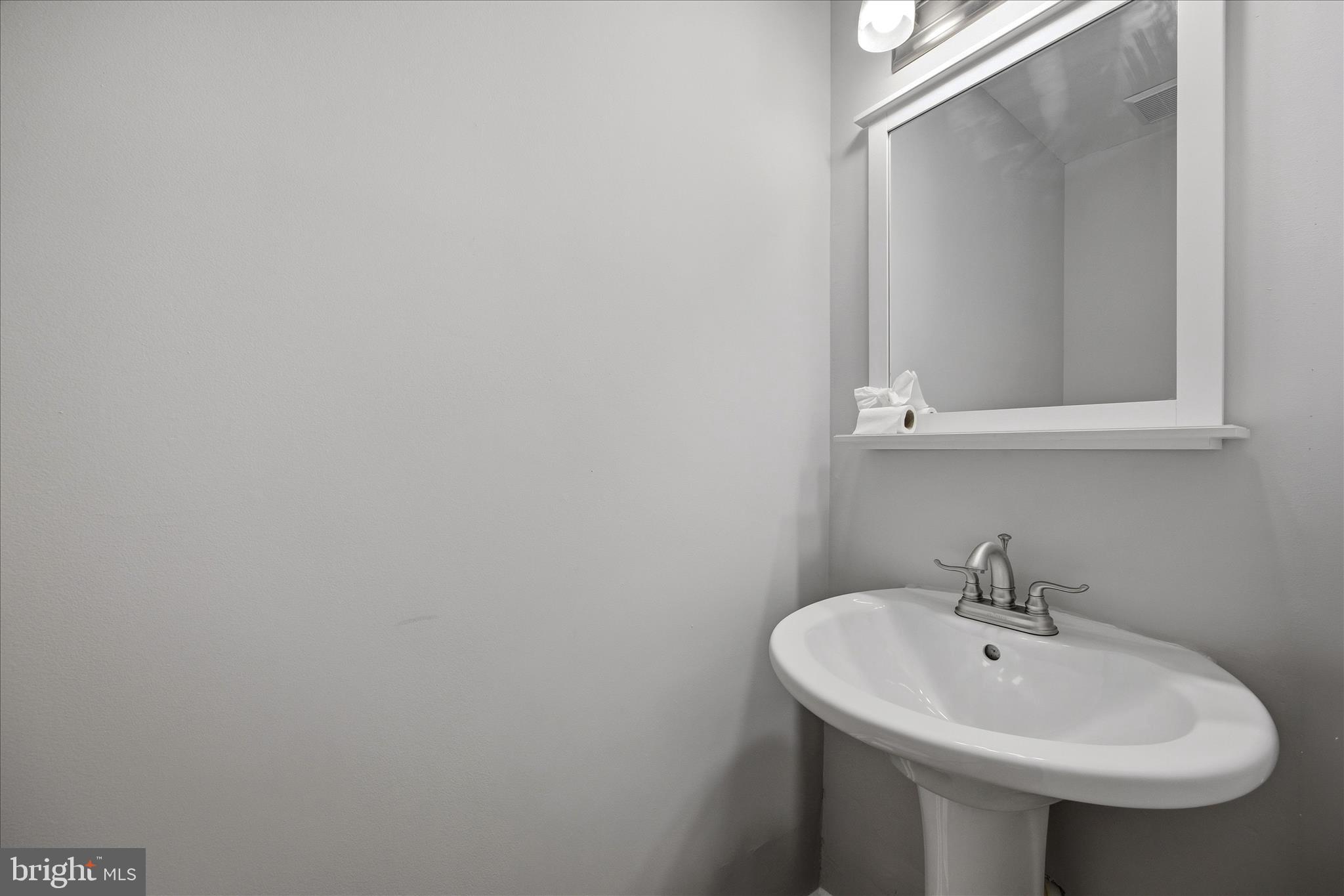 BLUEGRASS HEIGHTS - Residential