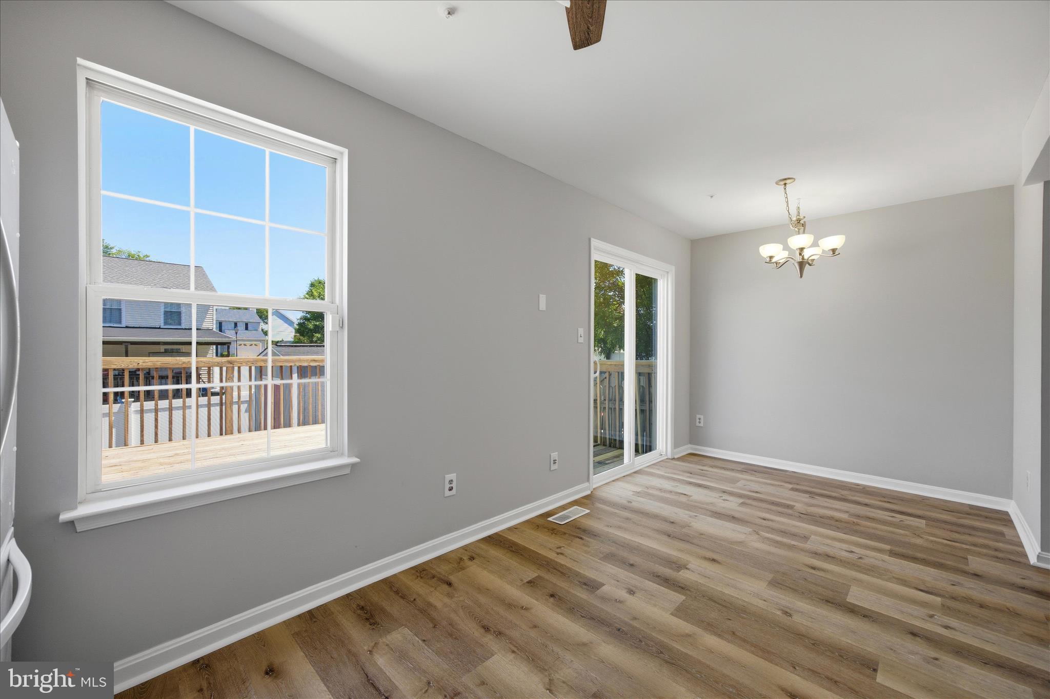 BLUEGRASS HEIGHTS - Residential