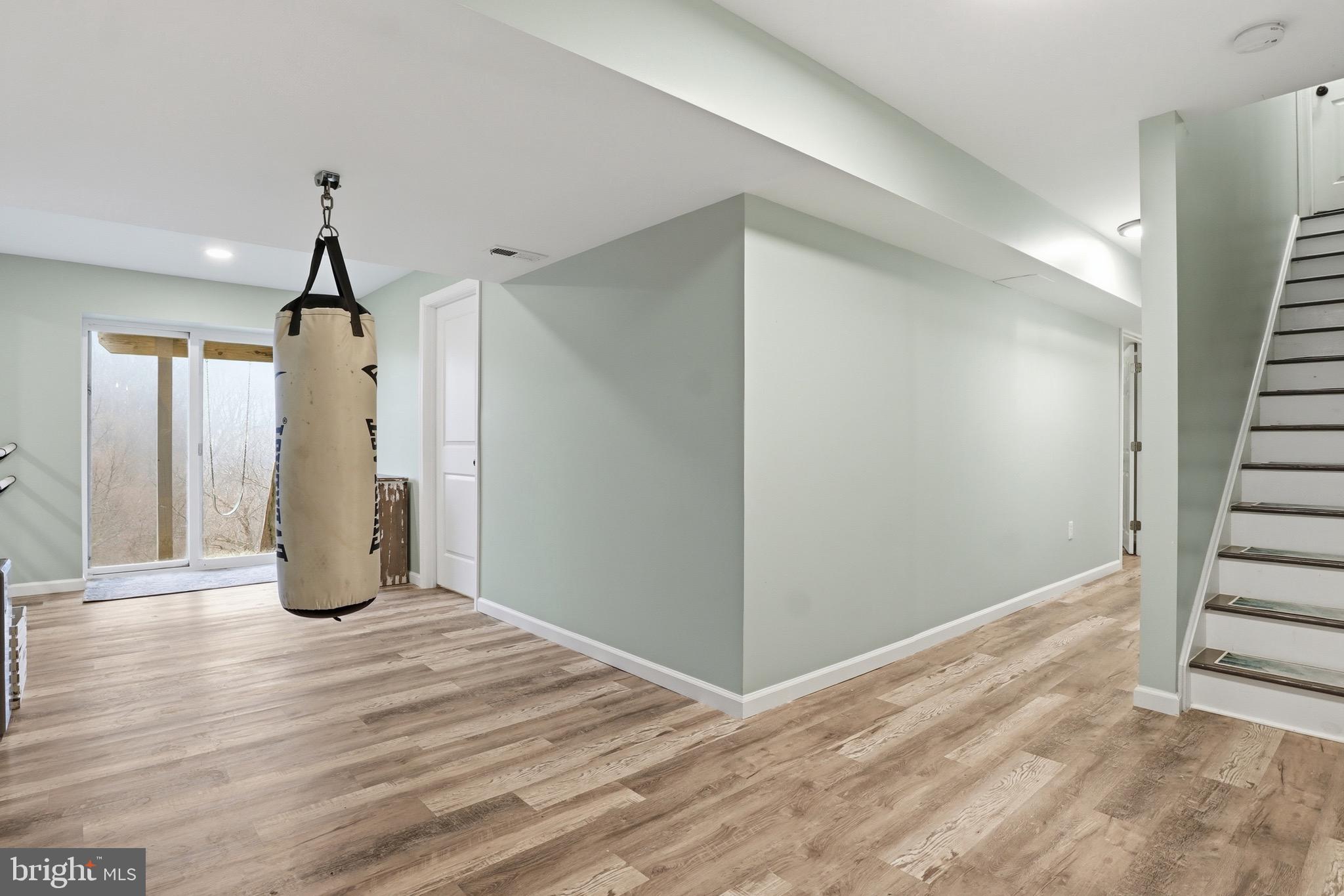 LAUREL VISTAS - Residential