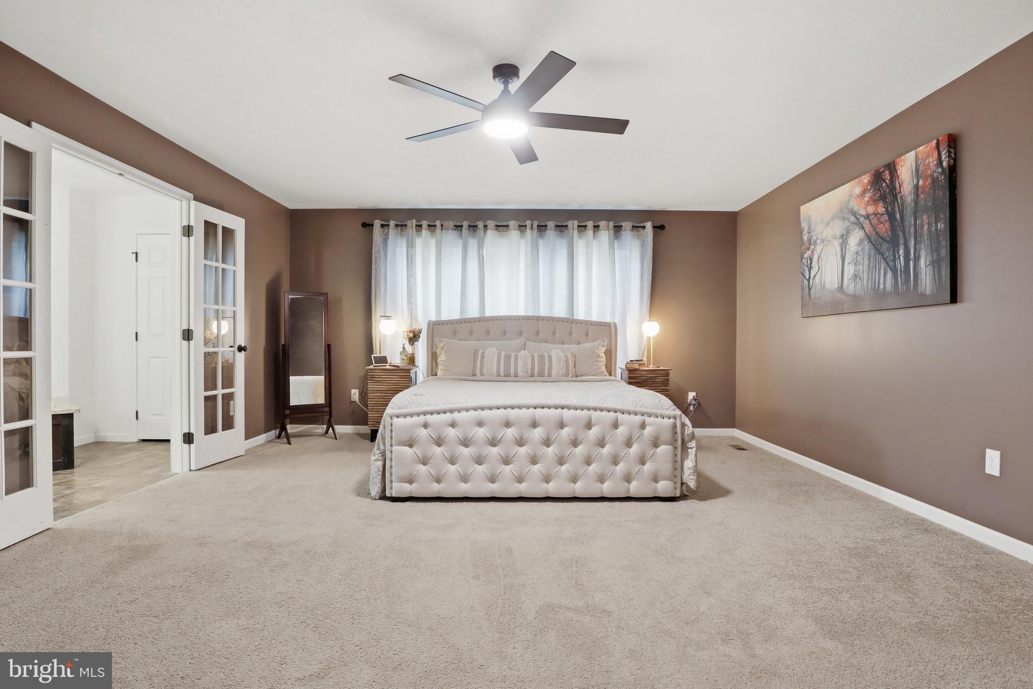 LAUREL VISTAS - Residential