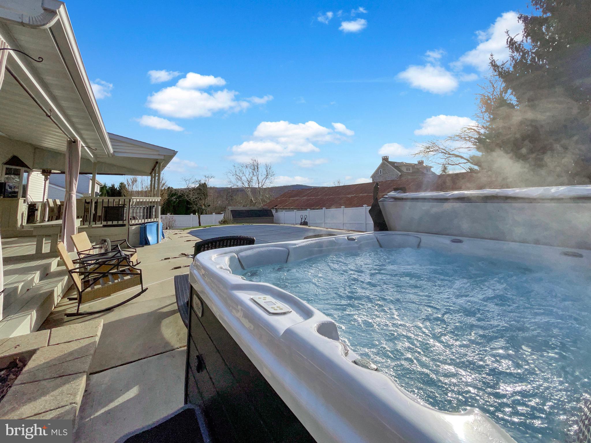 MAIDENCREEK - Residential