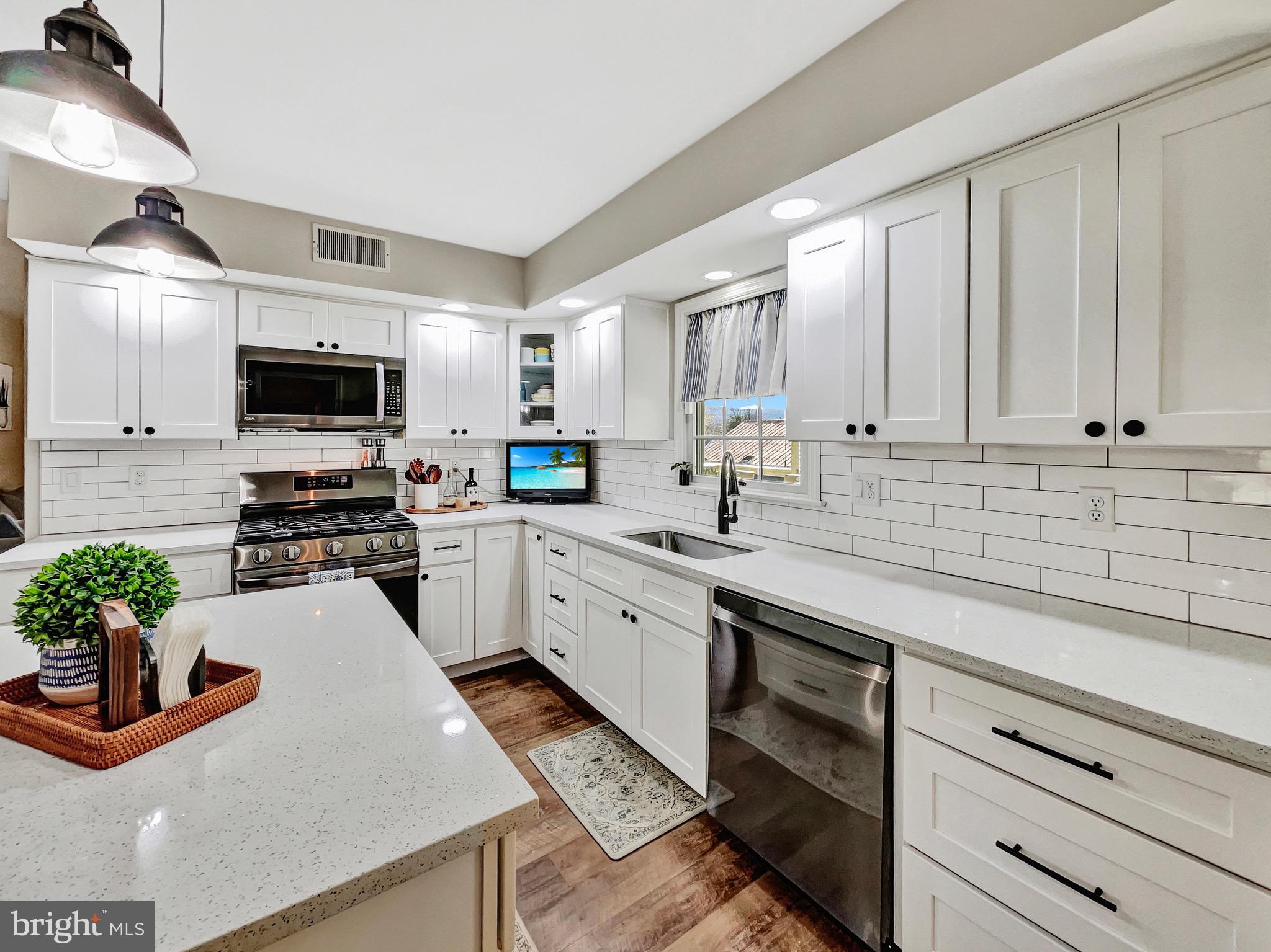 MAIDENCREEK - Residential