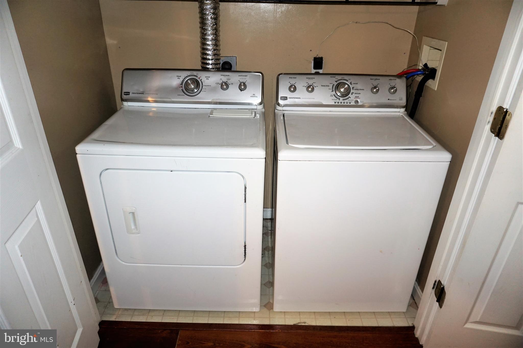 NORTH CROSSING - Residential