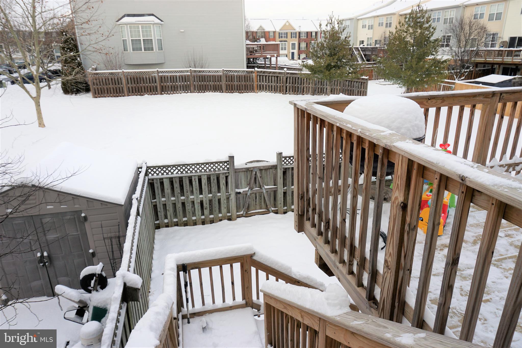 NORTH CROSSING - Residential