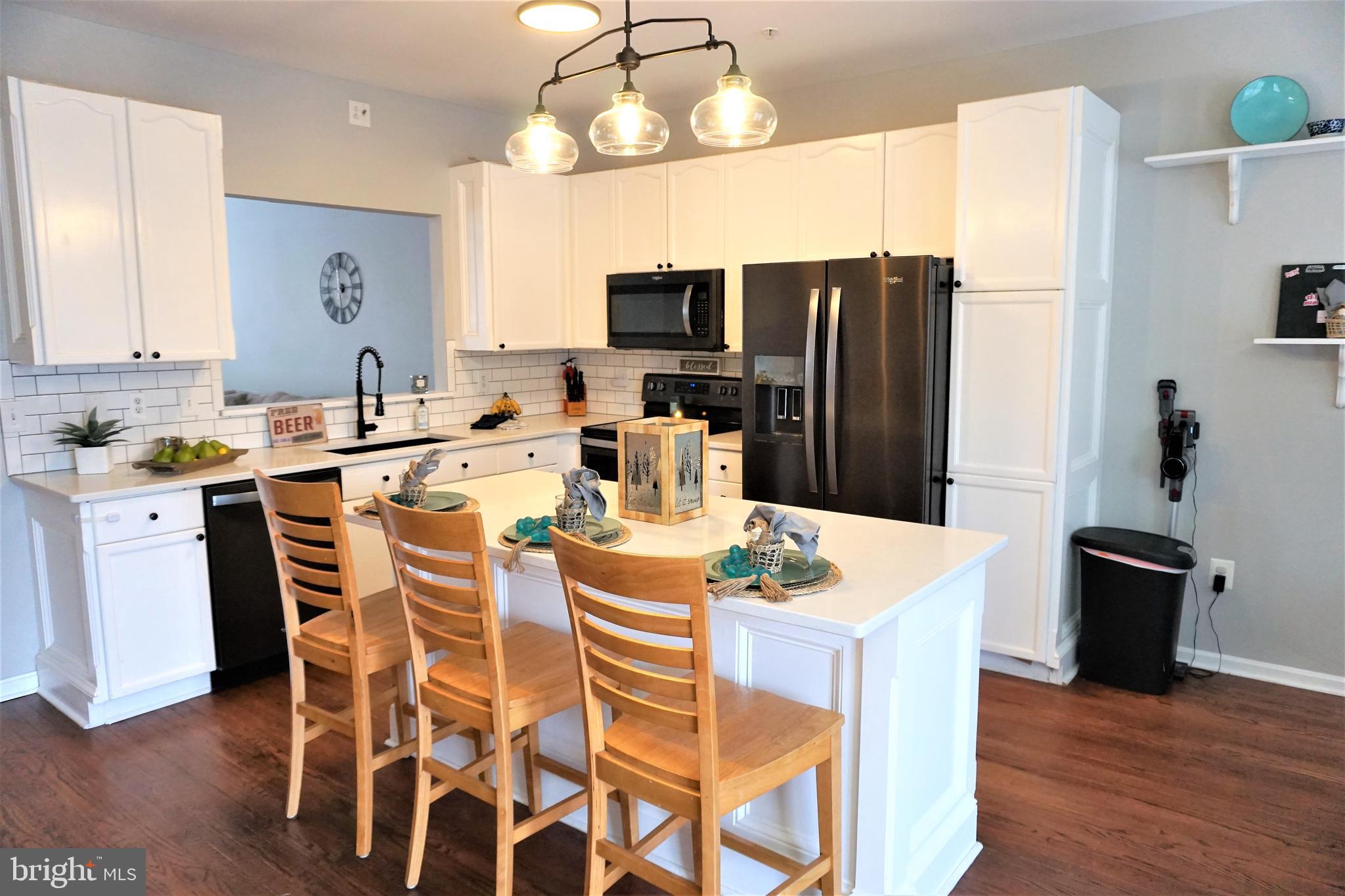 NORTH CROSSING - Residential