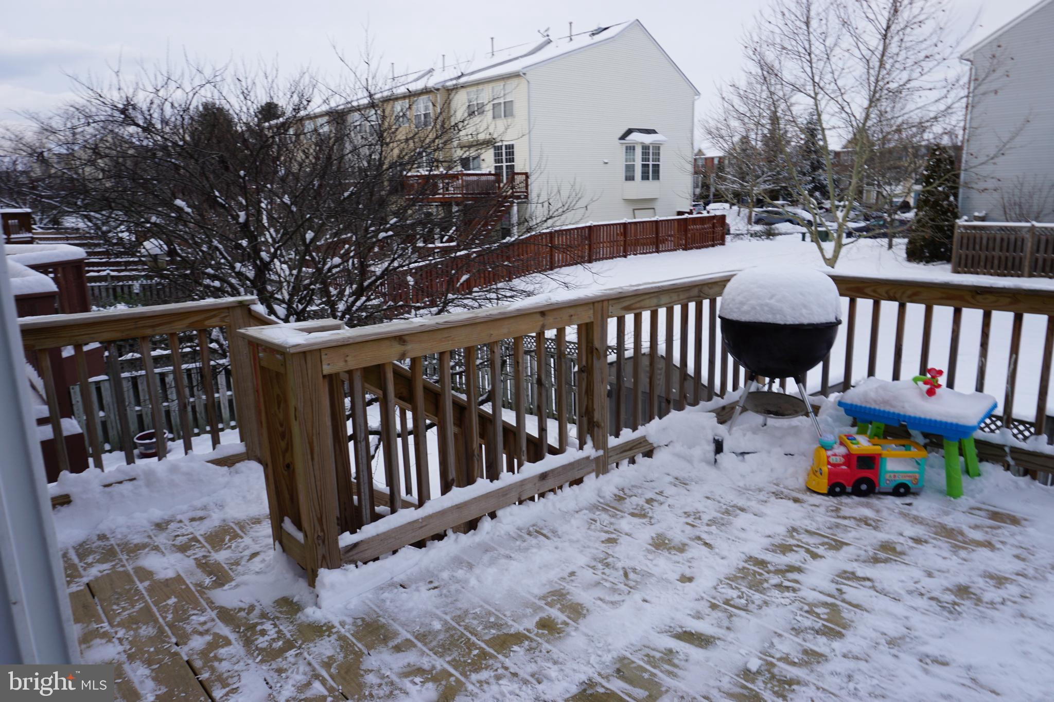 NORTH CROSSING - Residential