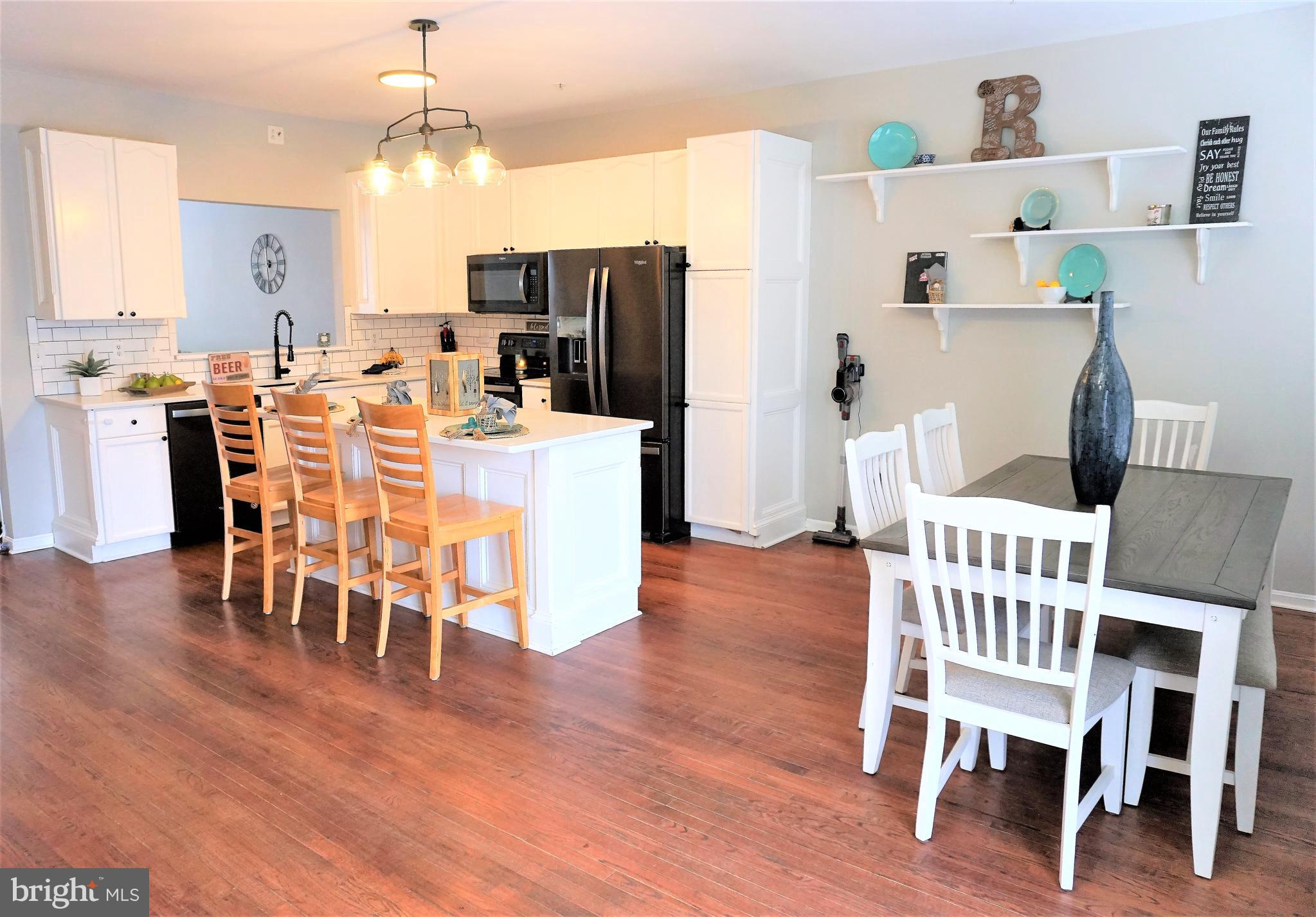 NORTH CROSSING - Residential