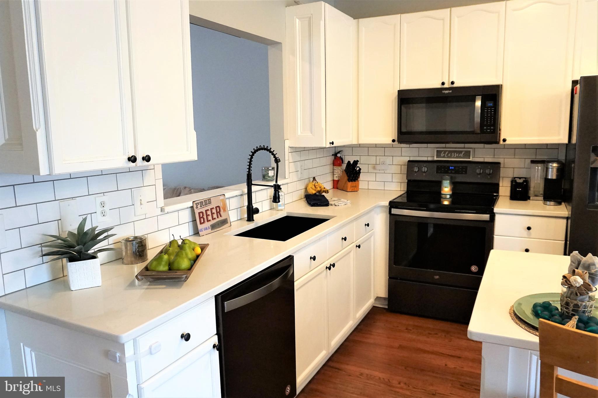 NORTH CROSSING - Residential