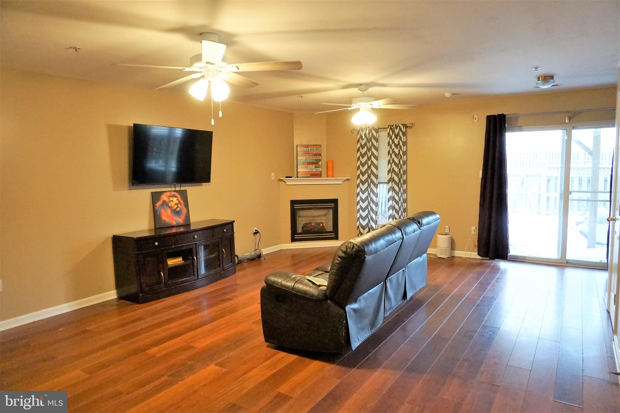 NORTH CROSSING - Residential