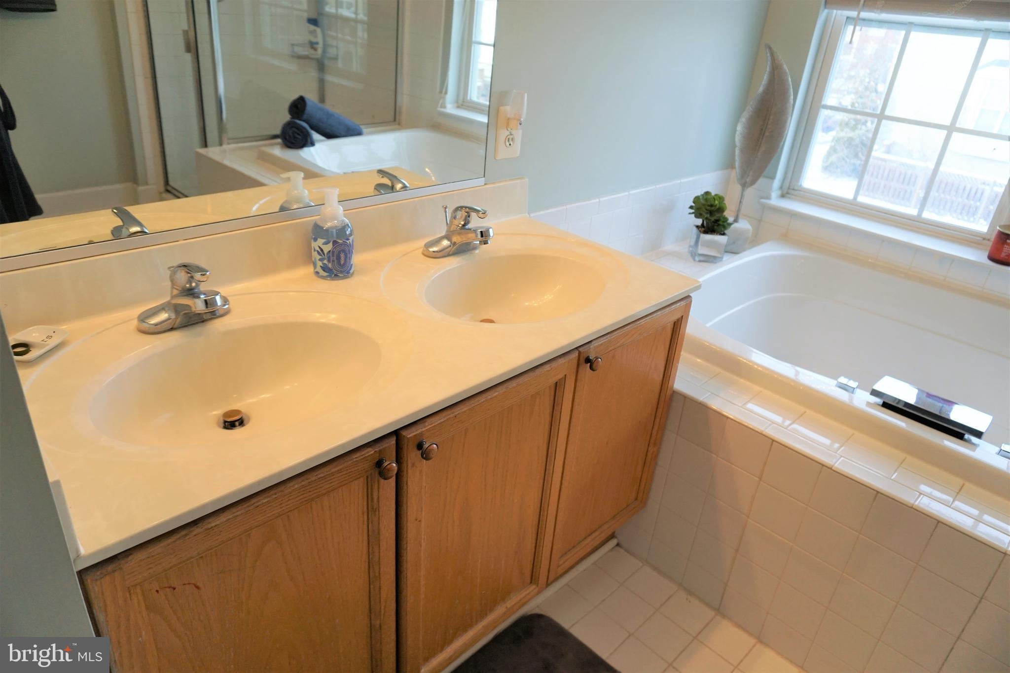 NORTH CROSSING - Residential