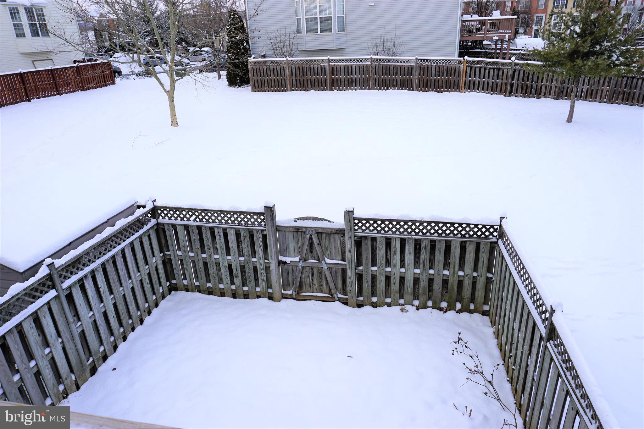 NORTH CROSSING - Residential