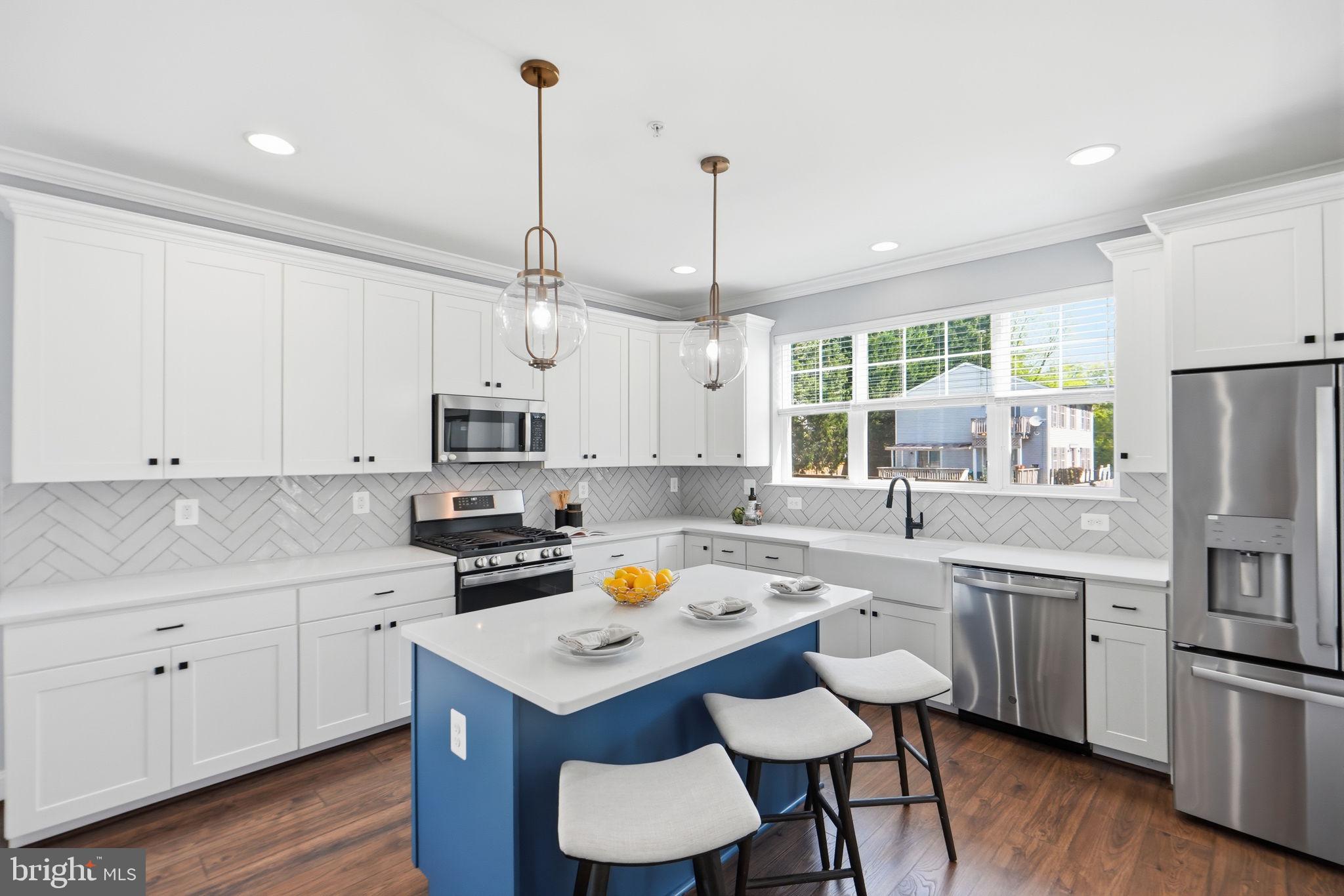 COLESVILLE OUTSIDE - Residential