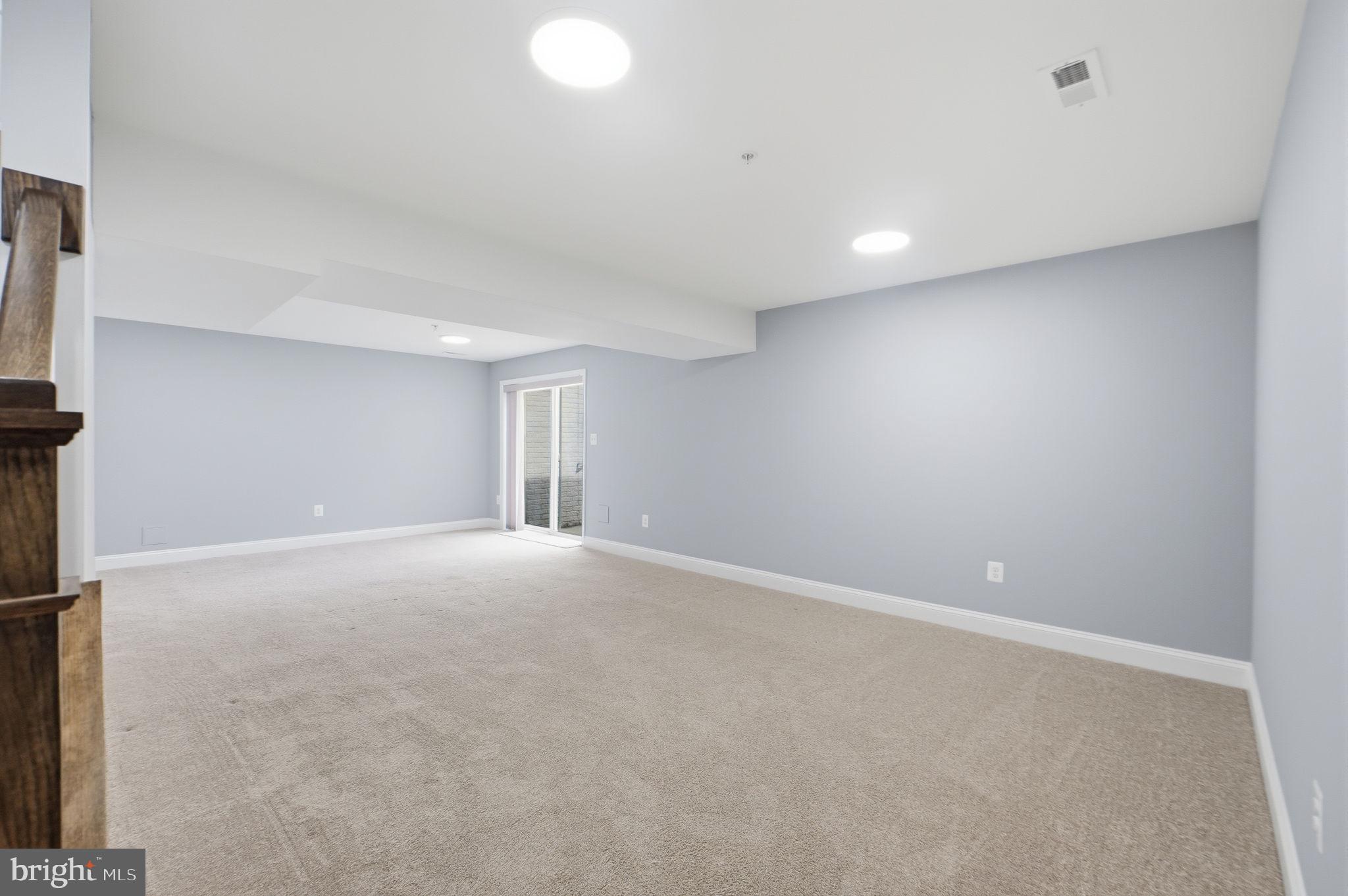 COLESVILLE OUTSIDE - Residential