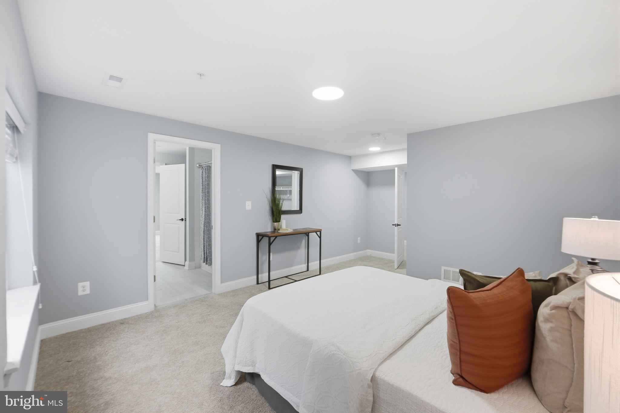 COLESVILLE OUTSIDE - Residential