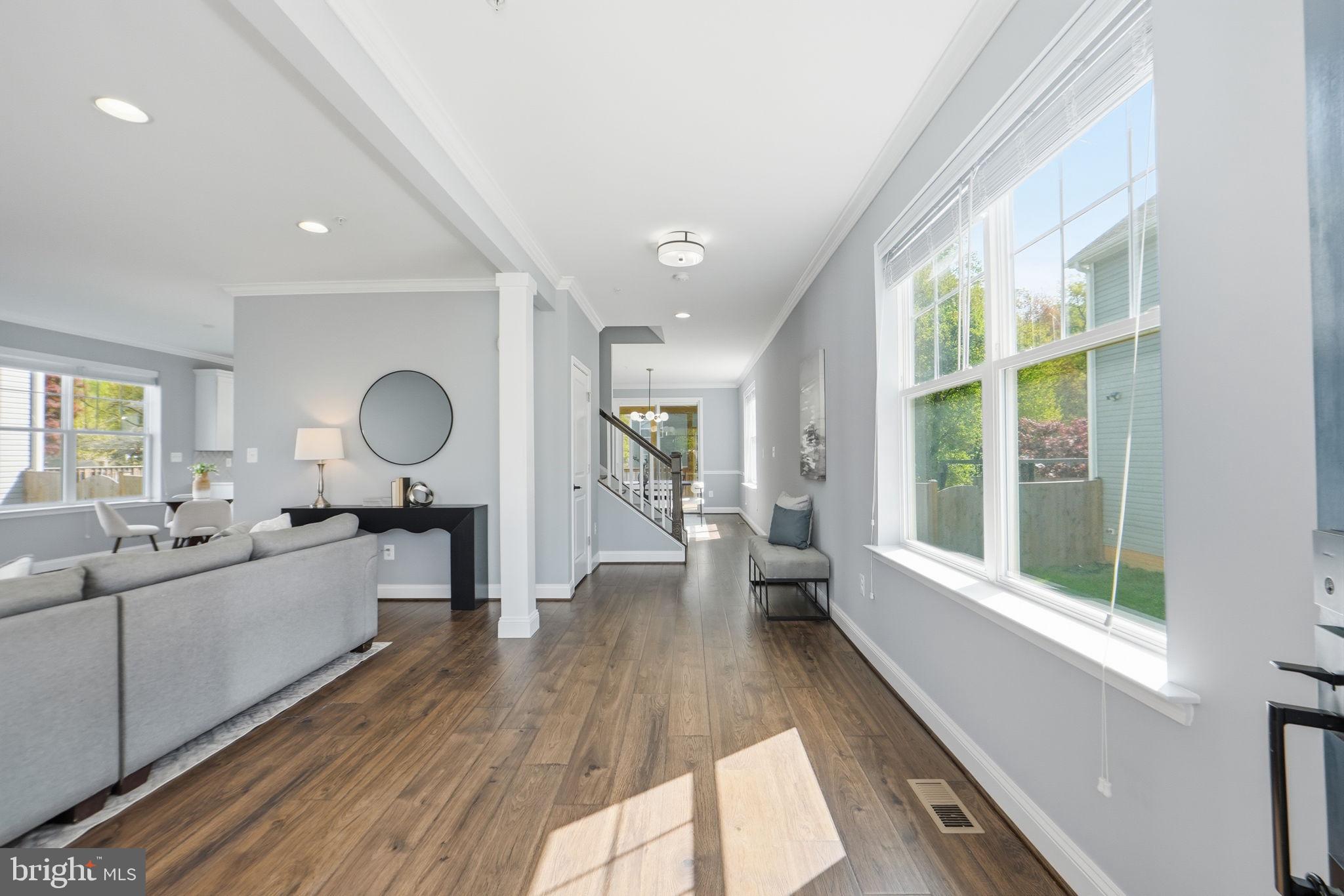 14309 DRAYTON AVENUE