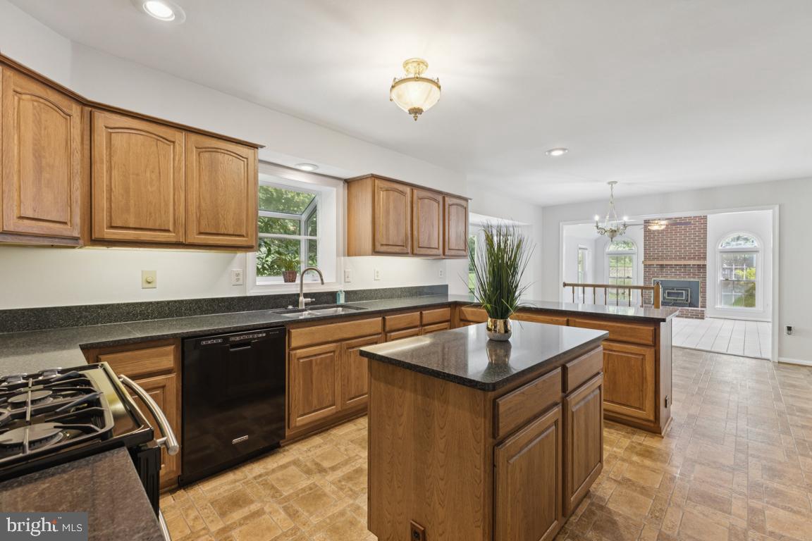 12834 VALLEYWOOD DRIVE