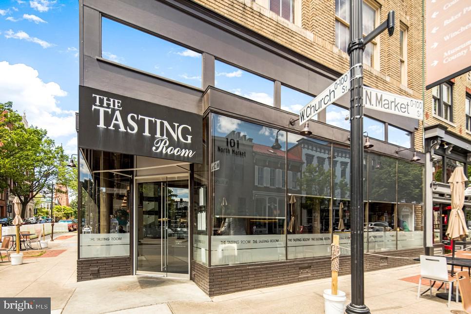 HARRINGTON TERRACE - Residential Lease