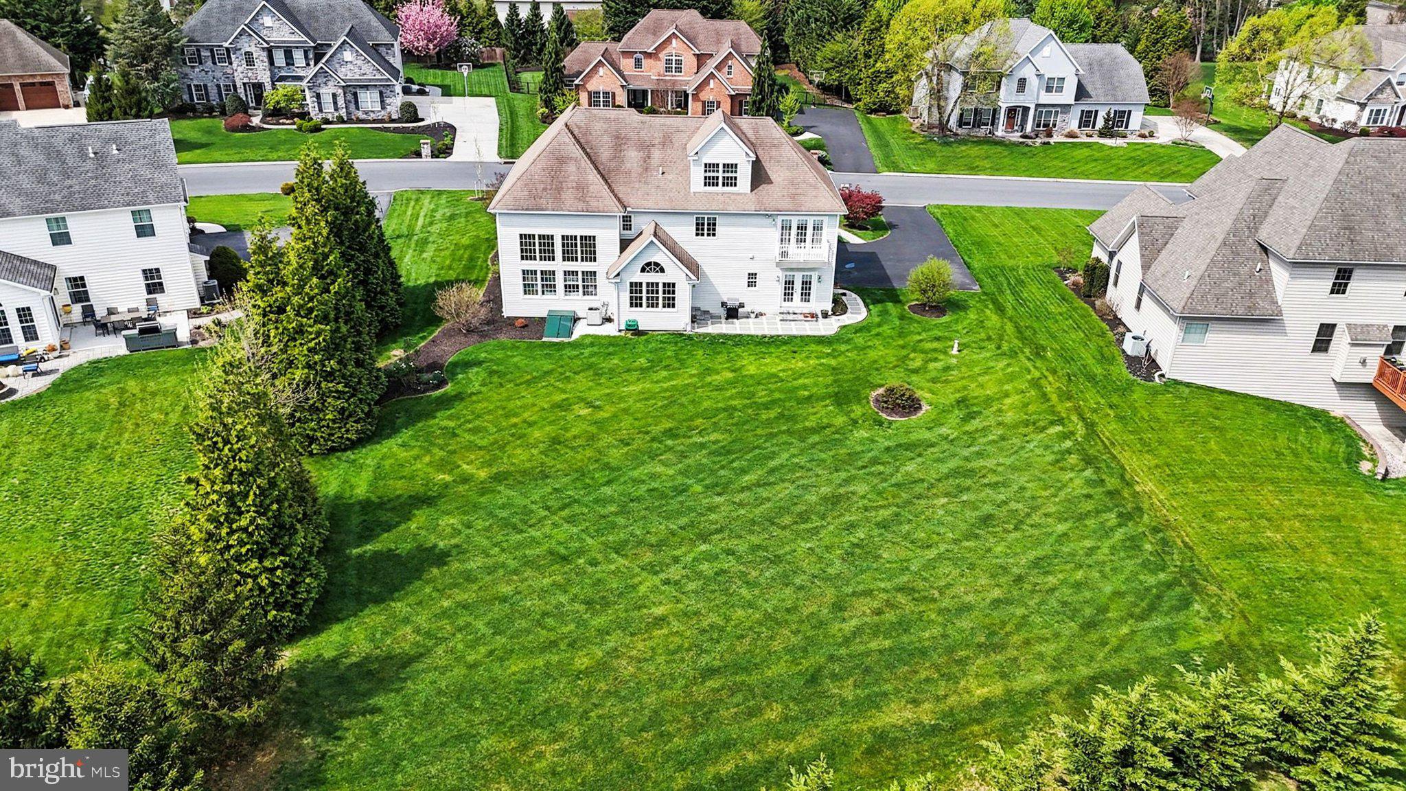 HAMPDEN SUMMIT - Residential