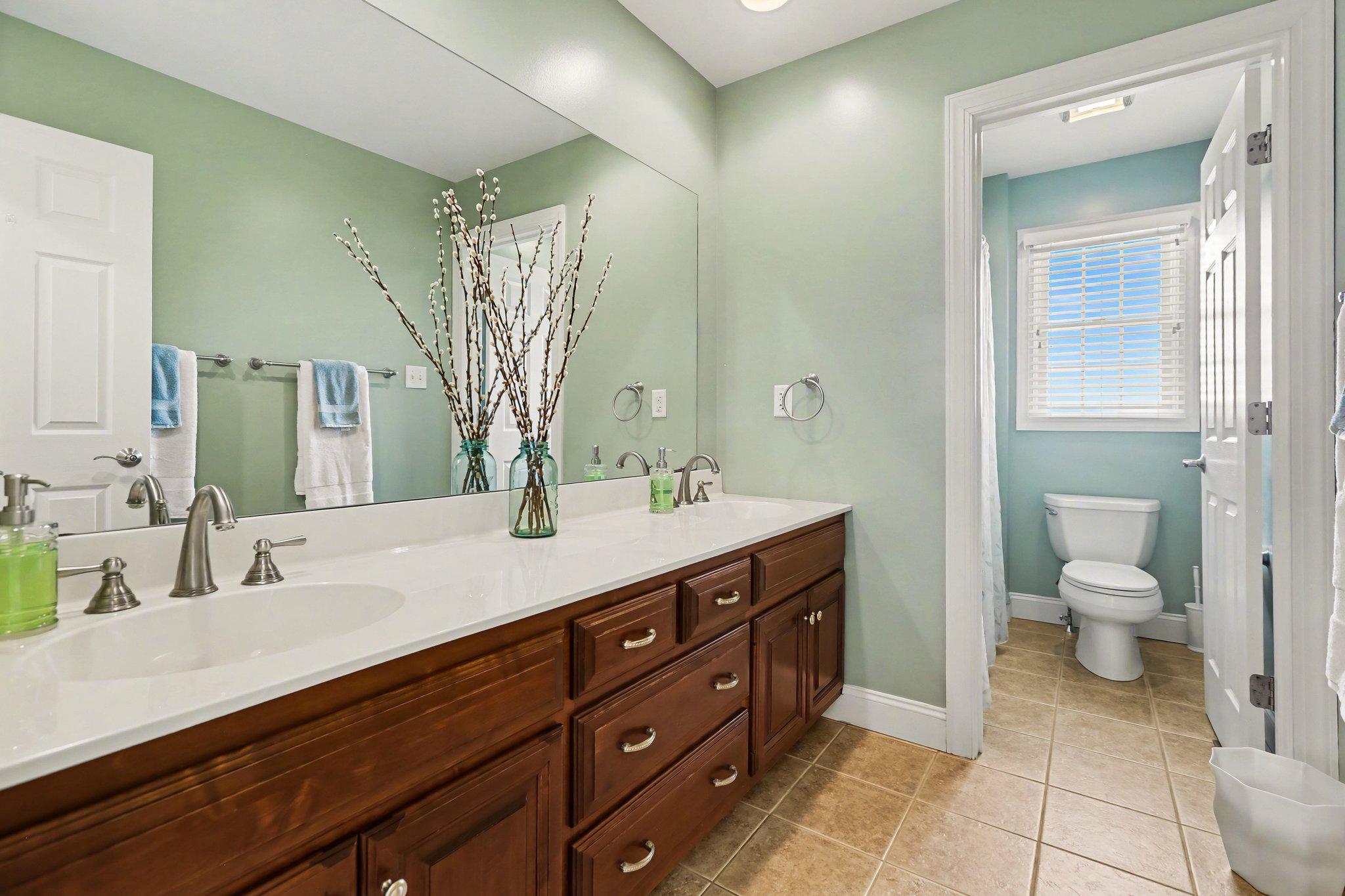 HAMPDEN SUMMIT - Residential