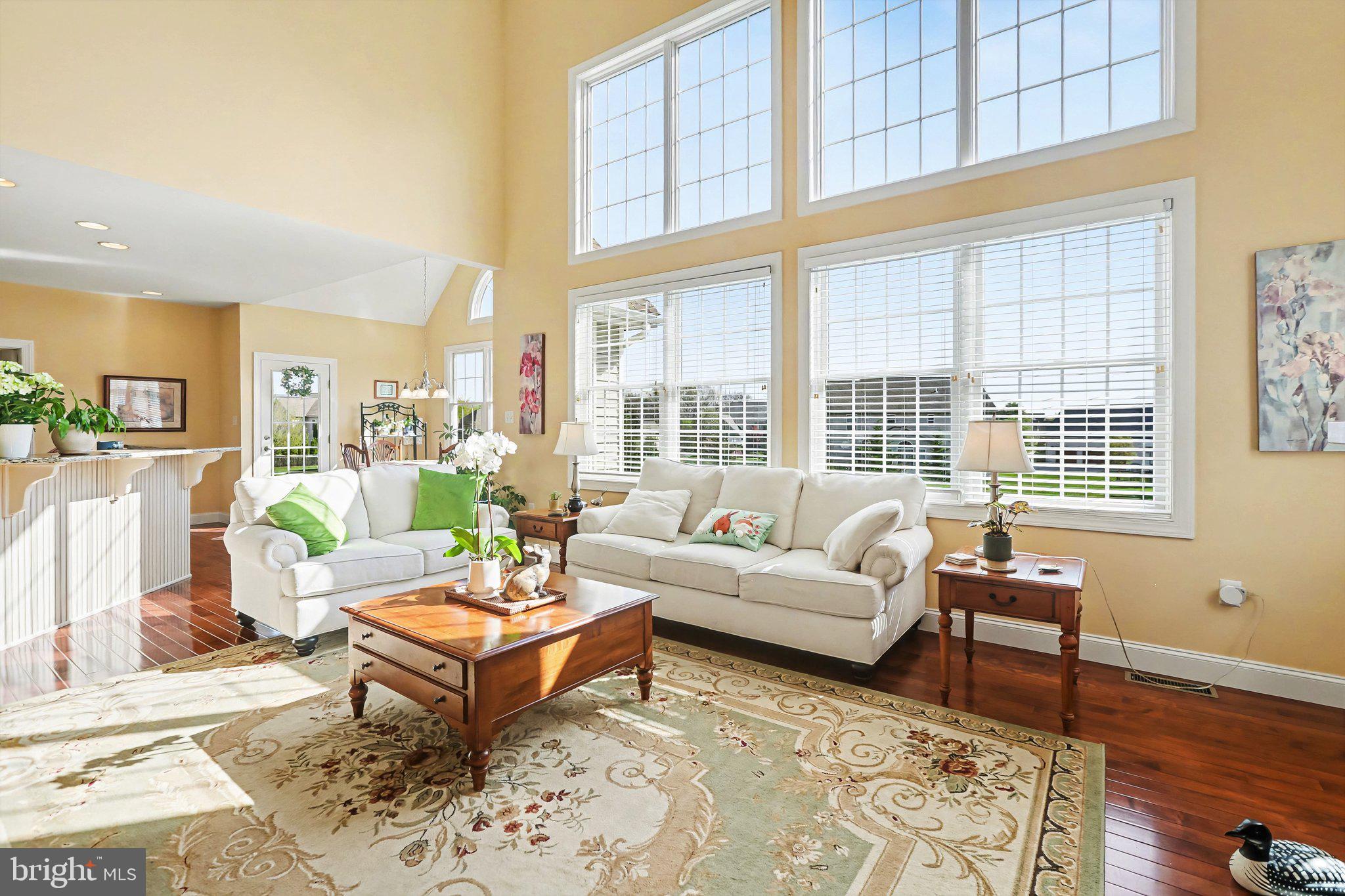 HAMPDEN SUMMIT - Residential