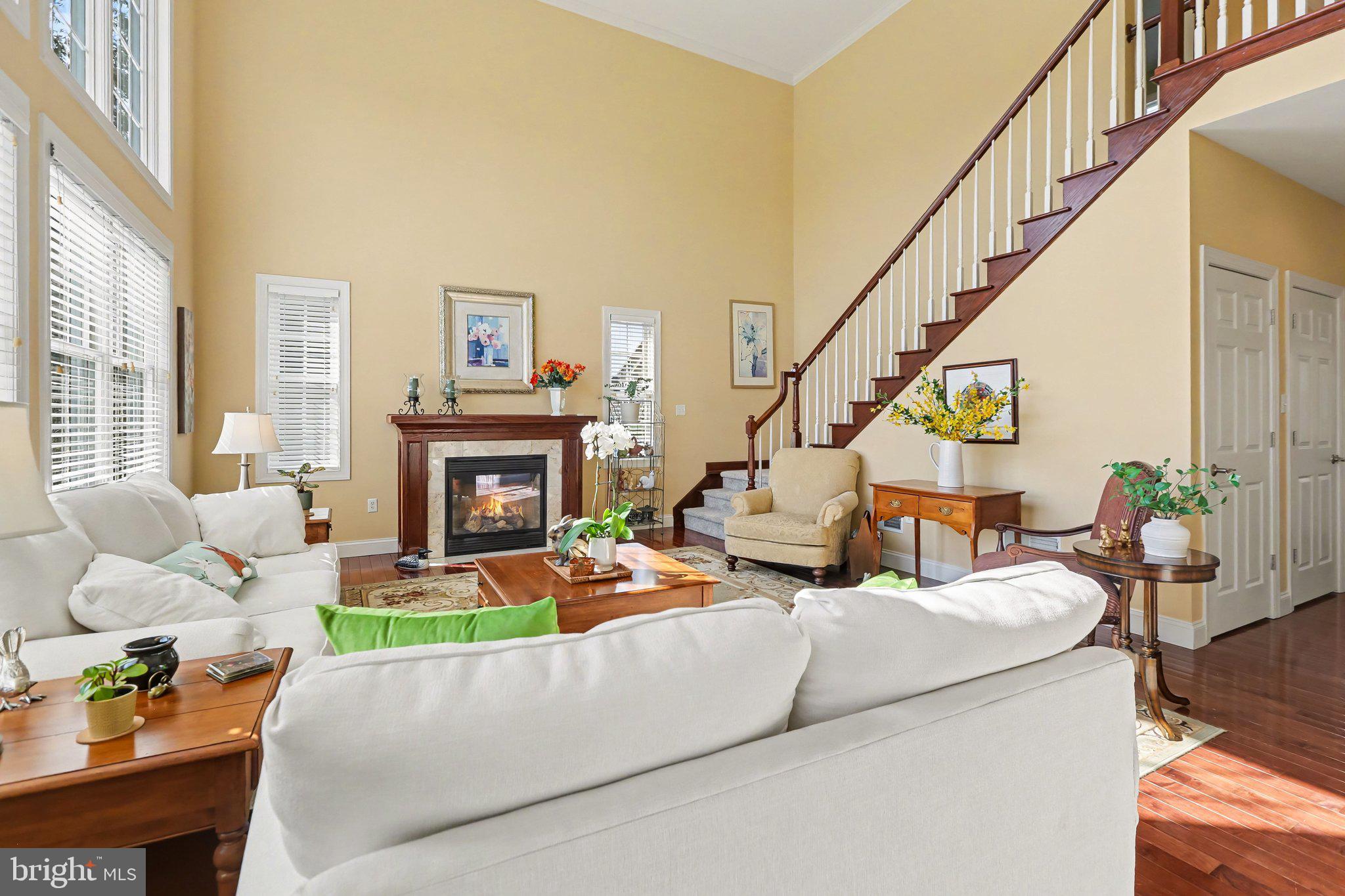 HAMPDEN SUMMIT - Residential