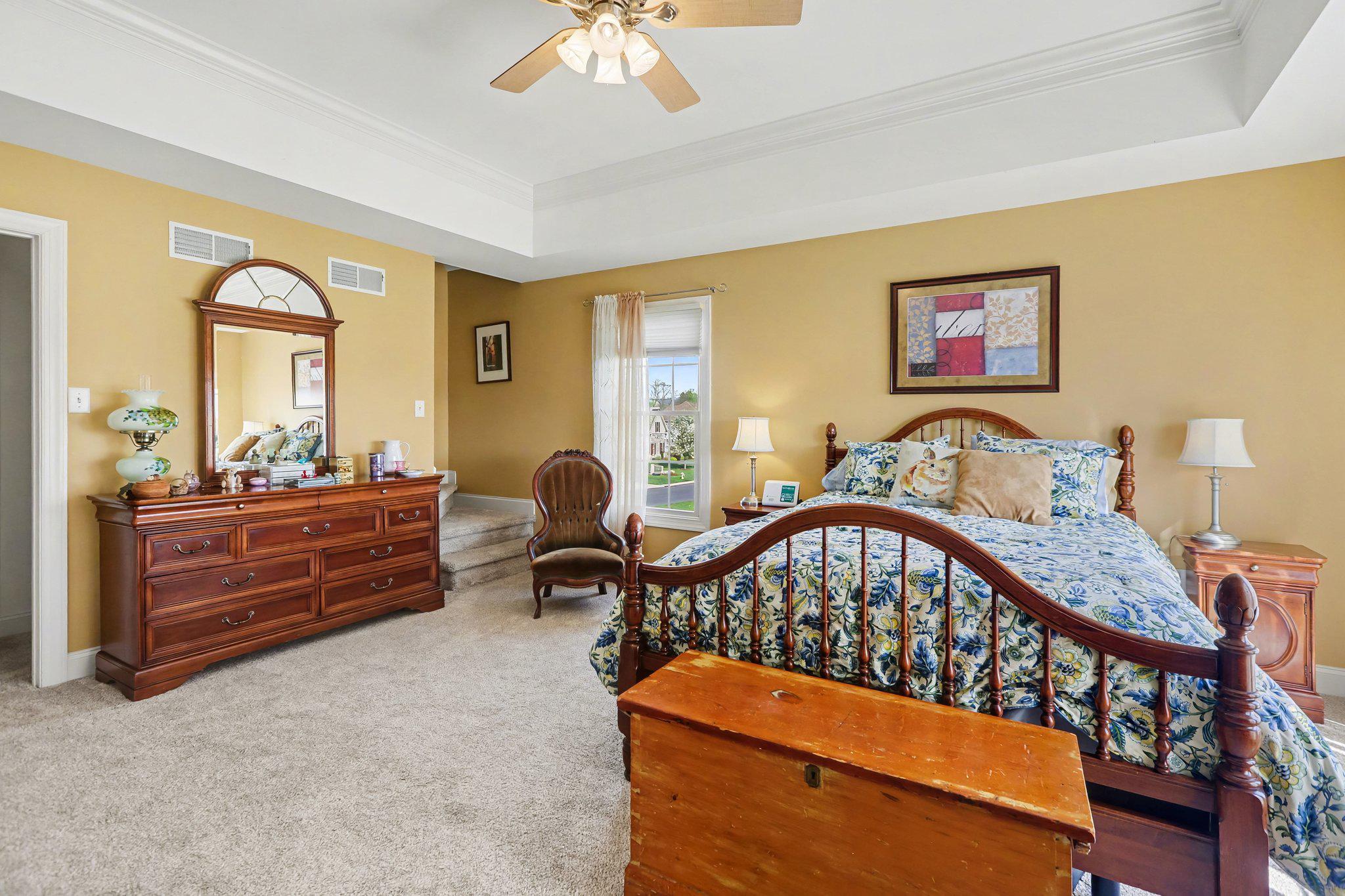 HAMPDEN SUMMIT - Residential