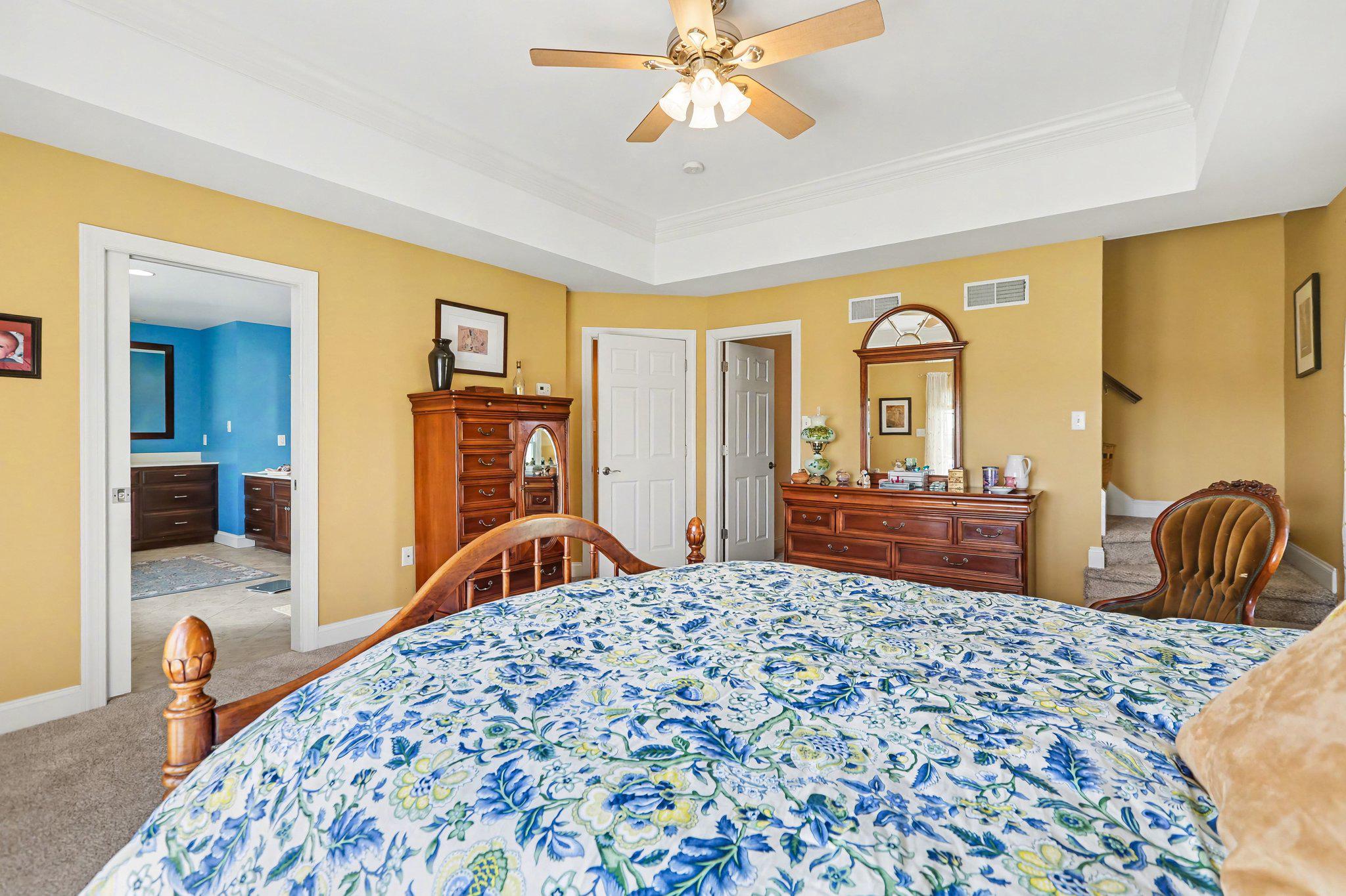 HAMPDEN SUMMIT - Residential